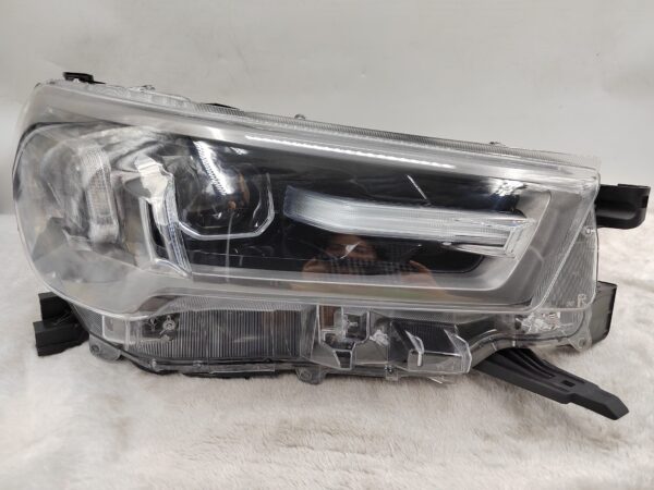 TOYOTA HILUX REVO 2020-2023 LED R.H.S HEADLIGHT ASSEMBLY