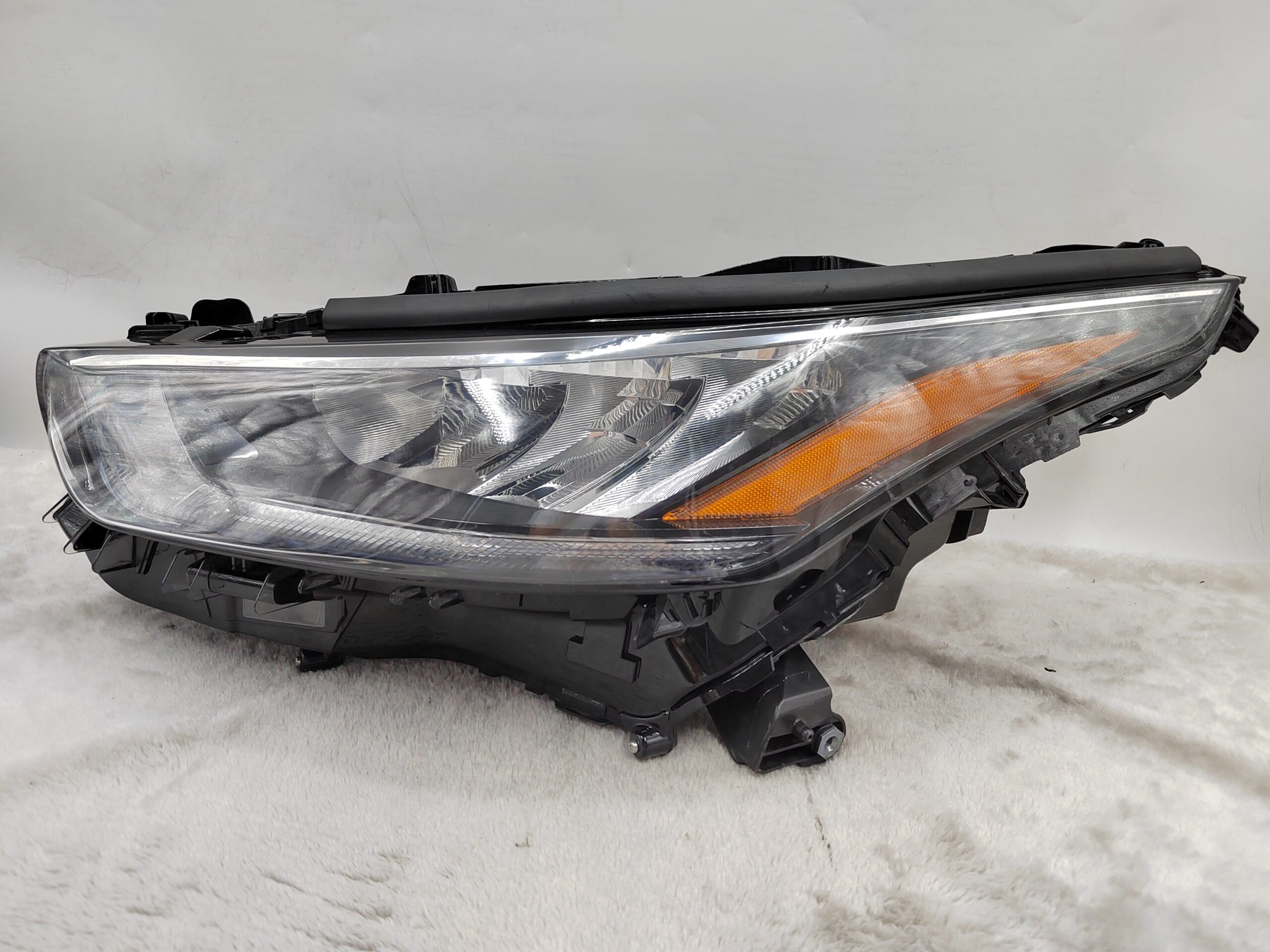 TOYOTA KLUGER 2020-2023 LED L.H.S HEADLIGHT ASSEMBLY