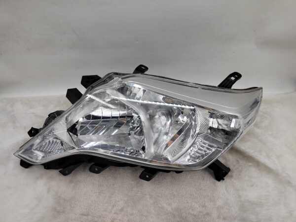 TOYOTA LANDCRUISER PRADO 150 GDJ150W 2014-2017 HALOGEN L.H.S HEADLIGHT ASSEMBLY