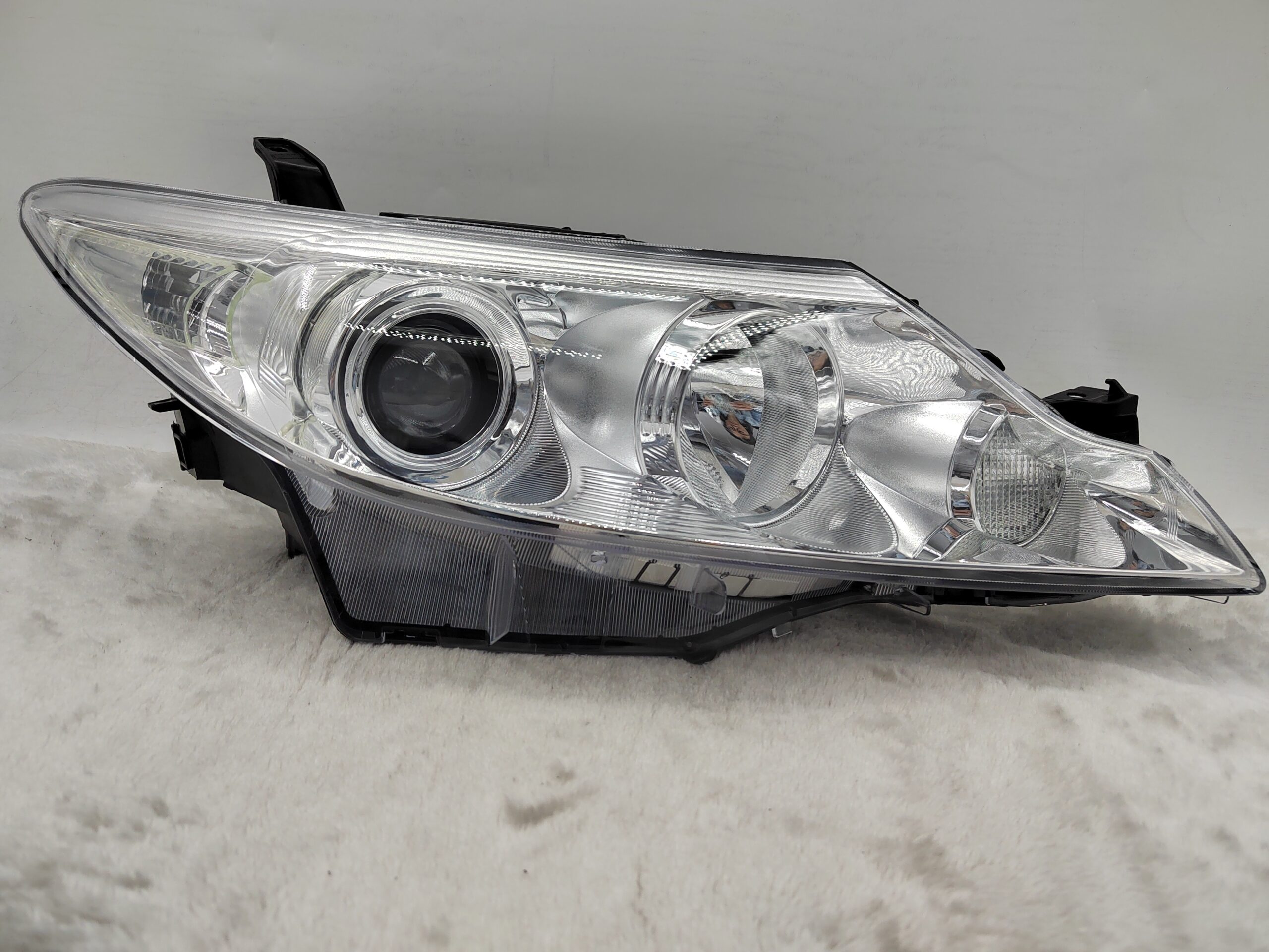 TOYOTA TARAGO/PREVIA ESTIMA 2009-2019 LENS HALOGEN R.H.S HEADLIGHT ASSEMBLY