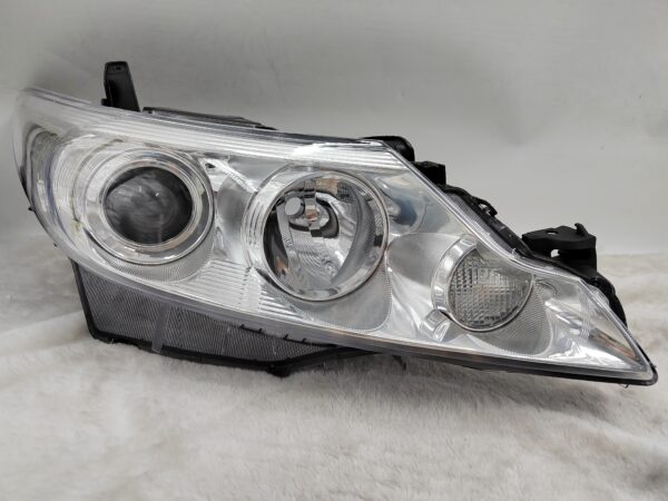 TOYOTA TARAGO/PREVIA ESTIMA 2009-2019 LENS HALOGEN R.H.S HEADLIGHT ASSEMBLY