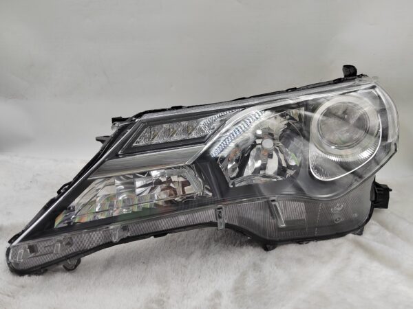 TOYOTA RAV4 IV XA40 2013-2015 HALOGEN L.H.S HEADLIGHT ASSEMBLY