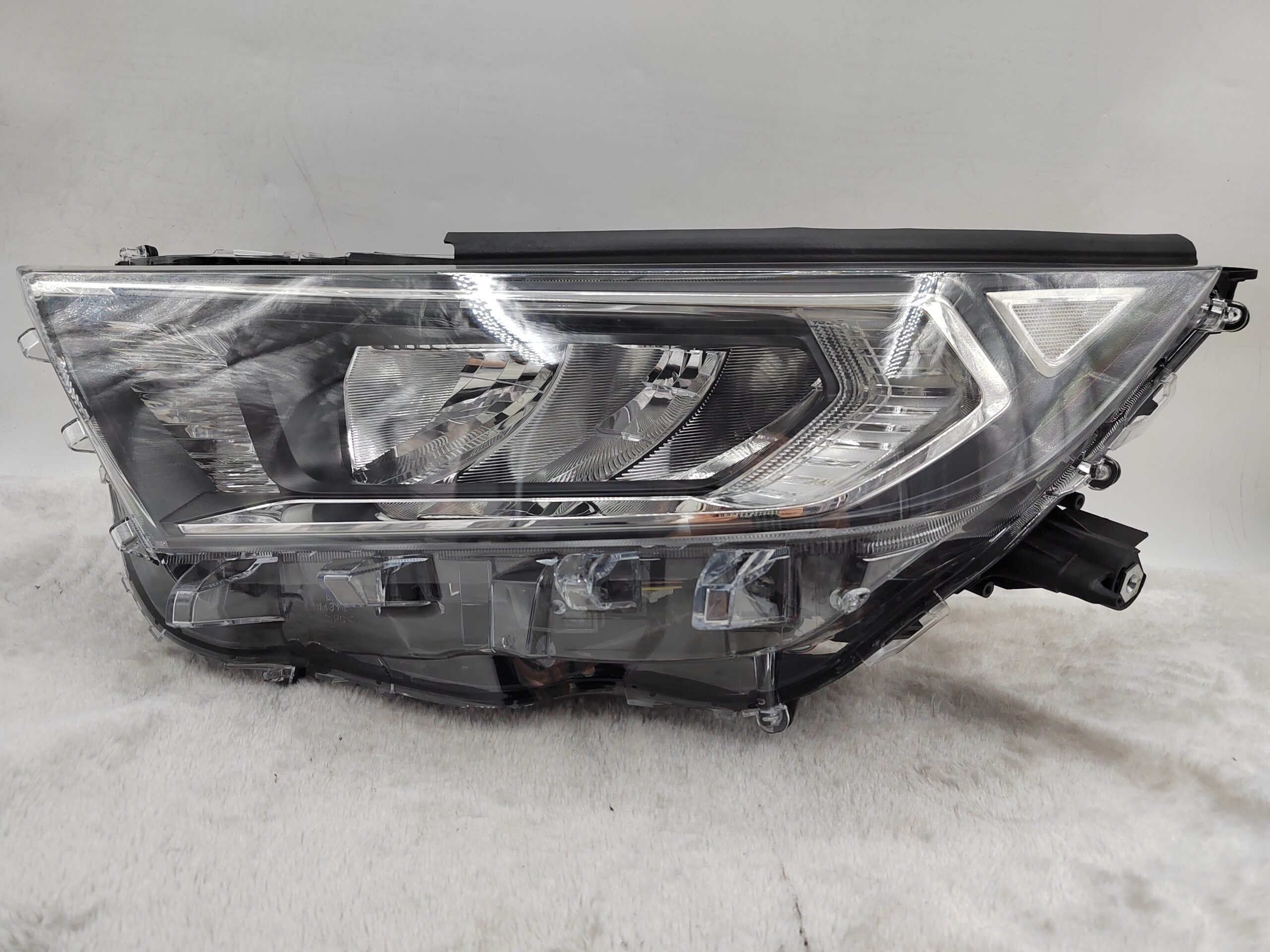 TOYOTA RAV4 V XA50 2019-2021 LED L.H.S HEADLIGHT ASSEMBLY