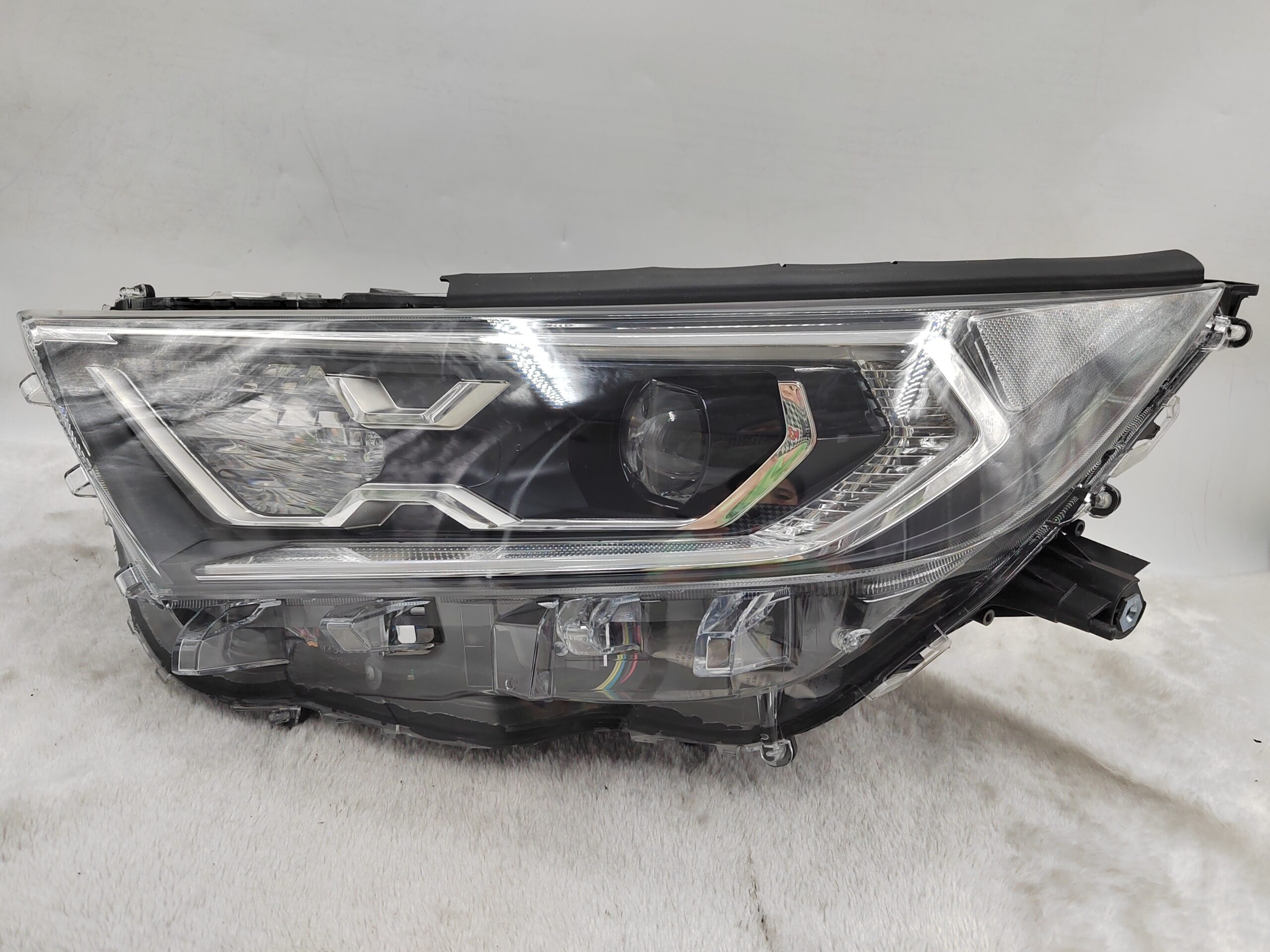 TOYOTA RAV4 V XA50 2019-2021 LENS LED L.H.S HEADLIGHT ASSEMBLY