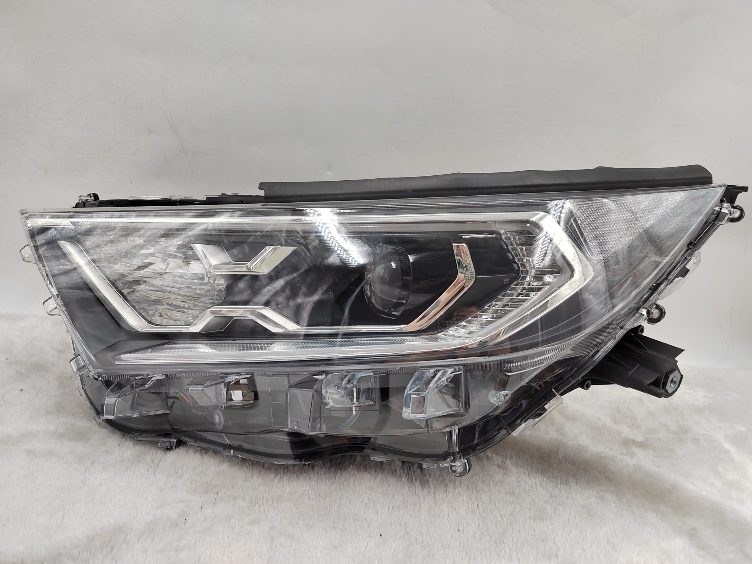 TOYOTA RAV4 V XA50 2019-2021 LENS LED L.H.S HEADLIGHT ASSEMBLY