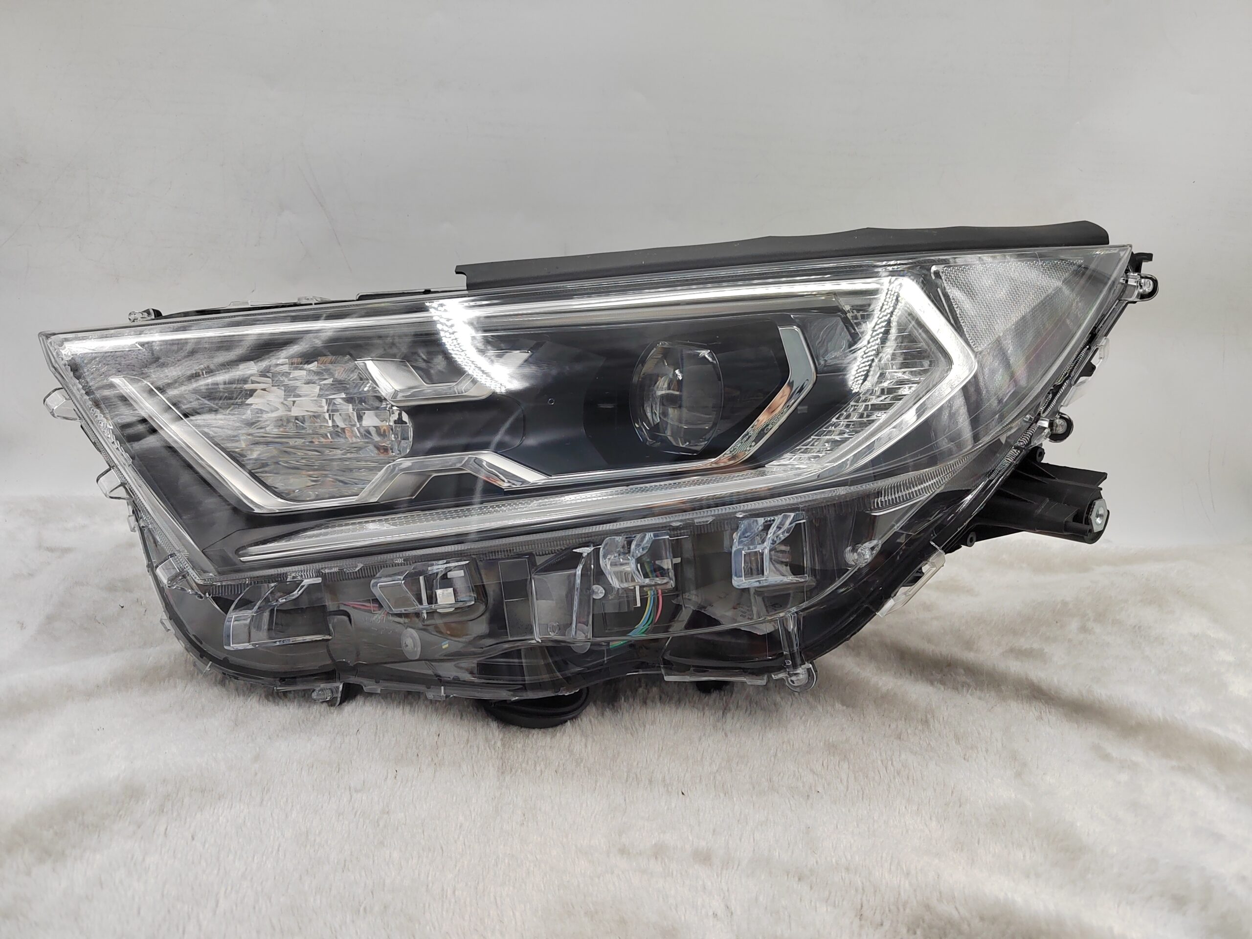 TOYOTA RAV4 V XA50 2019-2021 LENS LED L.H.S HEADLIGHT ASSEMBLY