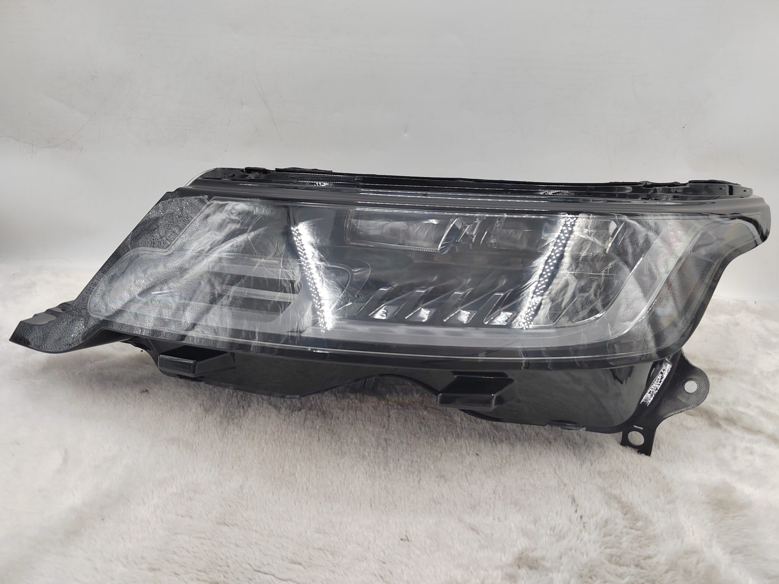 LAND ROVER RANGE ROVER SPORT 2018-2022 LED L.H.S HEADLIGHT ASSEMBLY