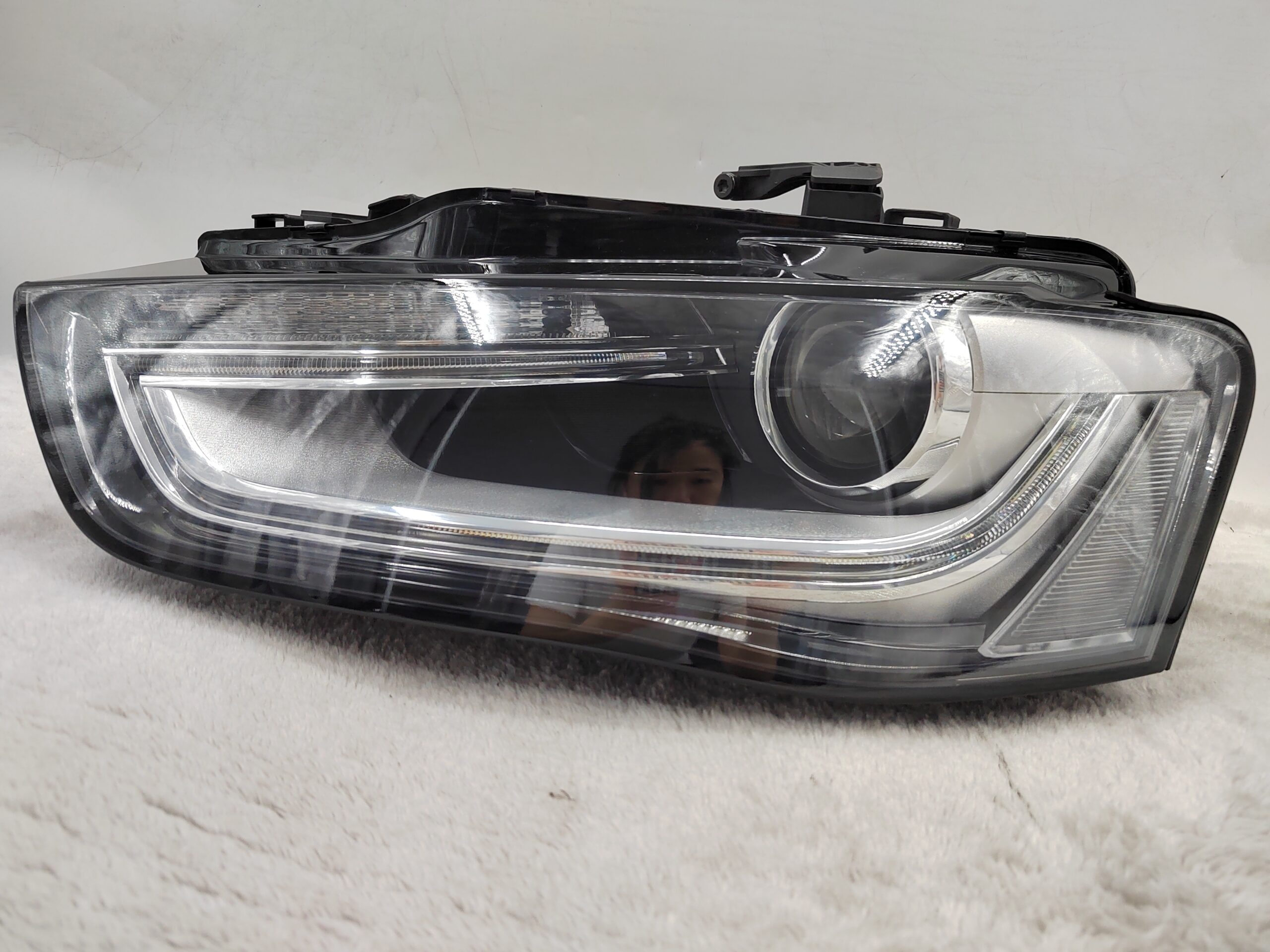 AUDI A4 B8 2011-2014 XENON L.H.S HEADLIGHT ASSEMBLY