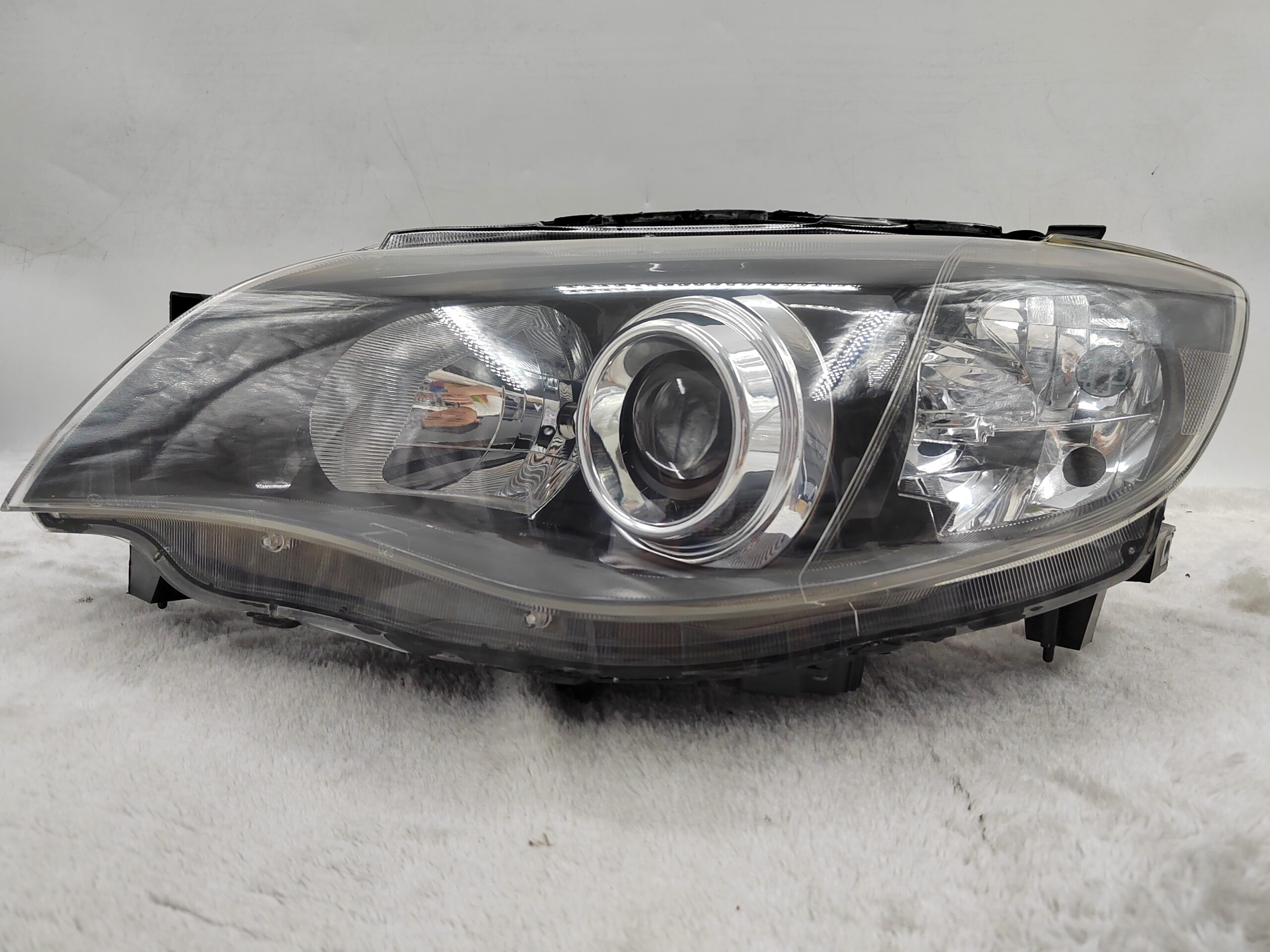 SUBARU IMPREZA 2008-2011 XENON L.H.S HEADLIGHT ASSEMBLY