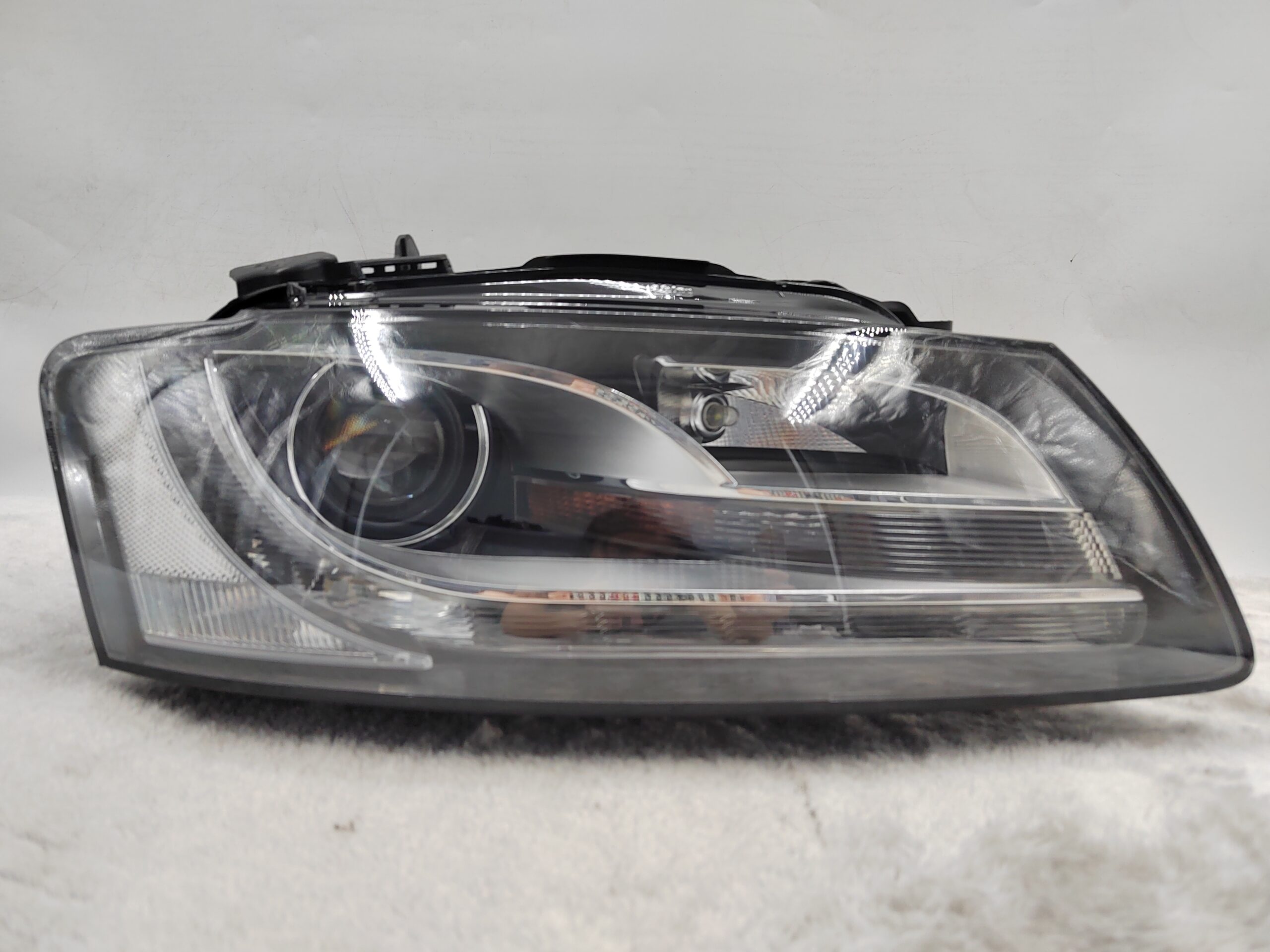 AUDI A5/S5 B8 2007-2011 XENON R.H.S HEADLIGHT ASSEMBLY