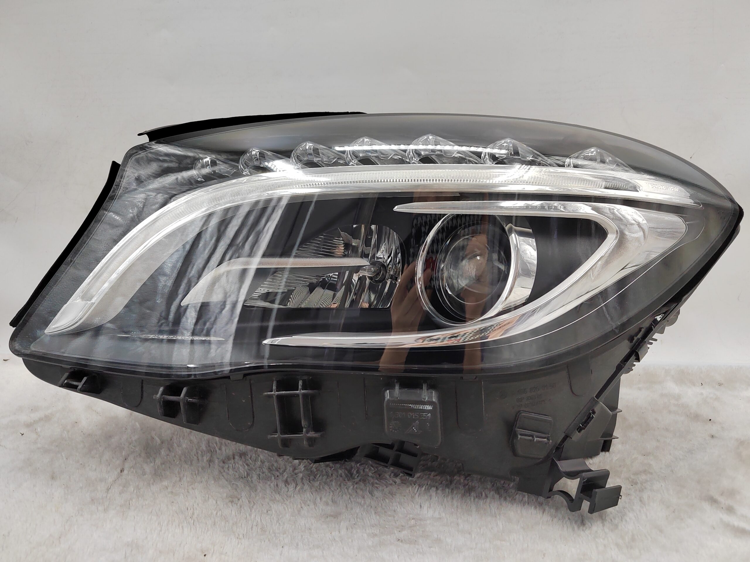 MERCEDES BENZ GLA-CLASS W156 2017-2019 XENON L.H.S HEADLIGHT ASSEMBLY