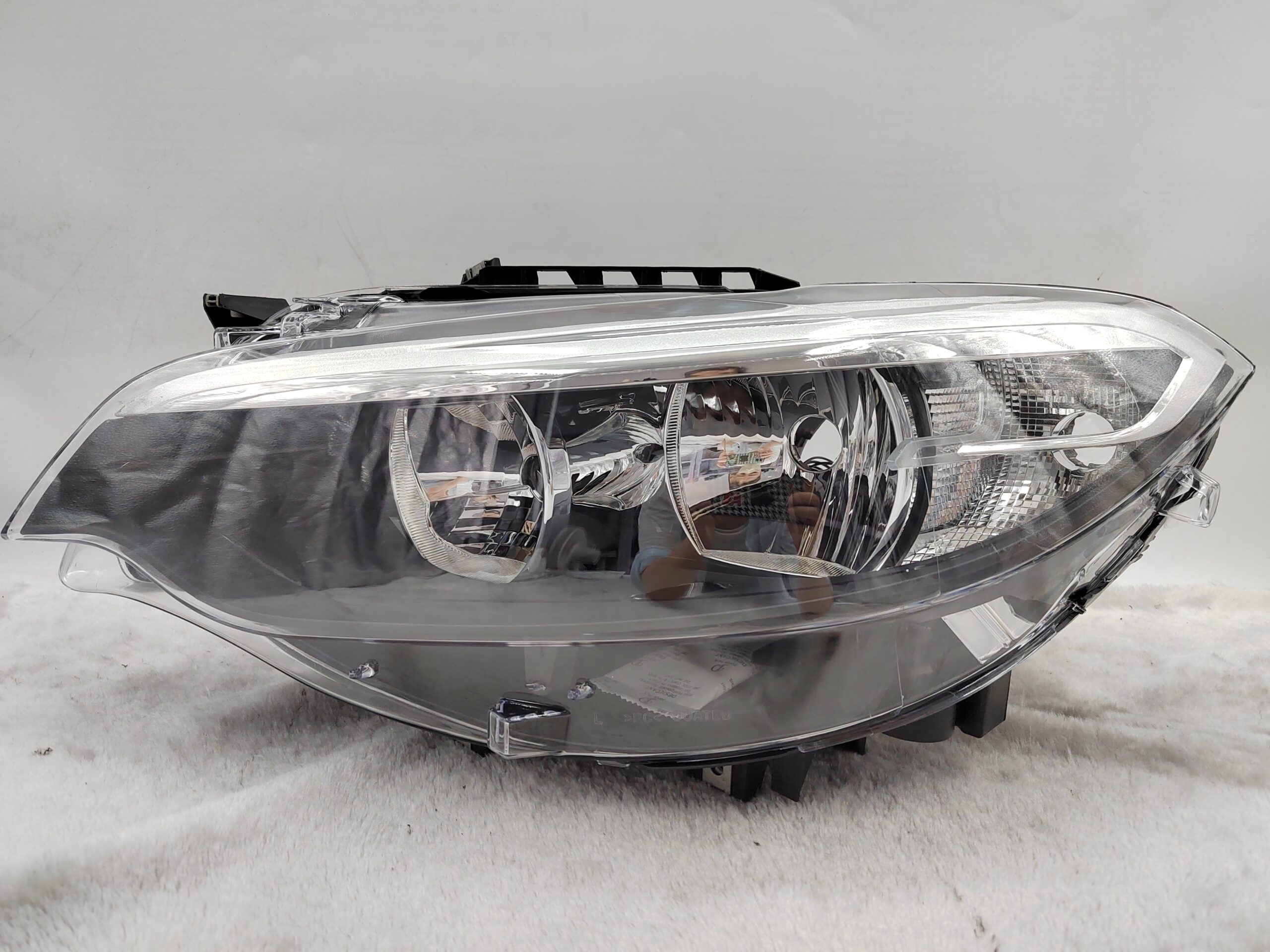 BMW 2 SERIES 2012-2014 HALOGEN L.H.S HEADLIGHT ASSEMBLY