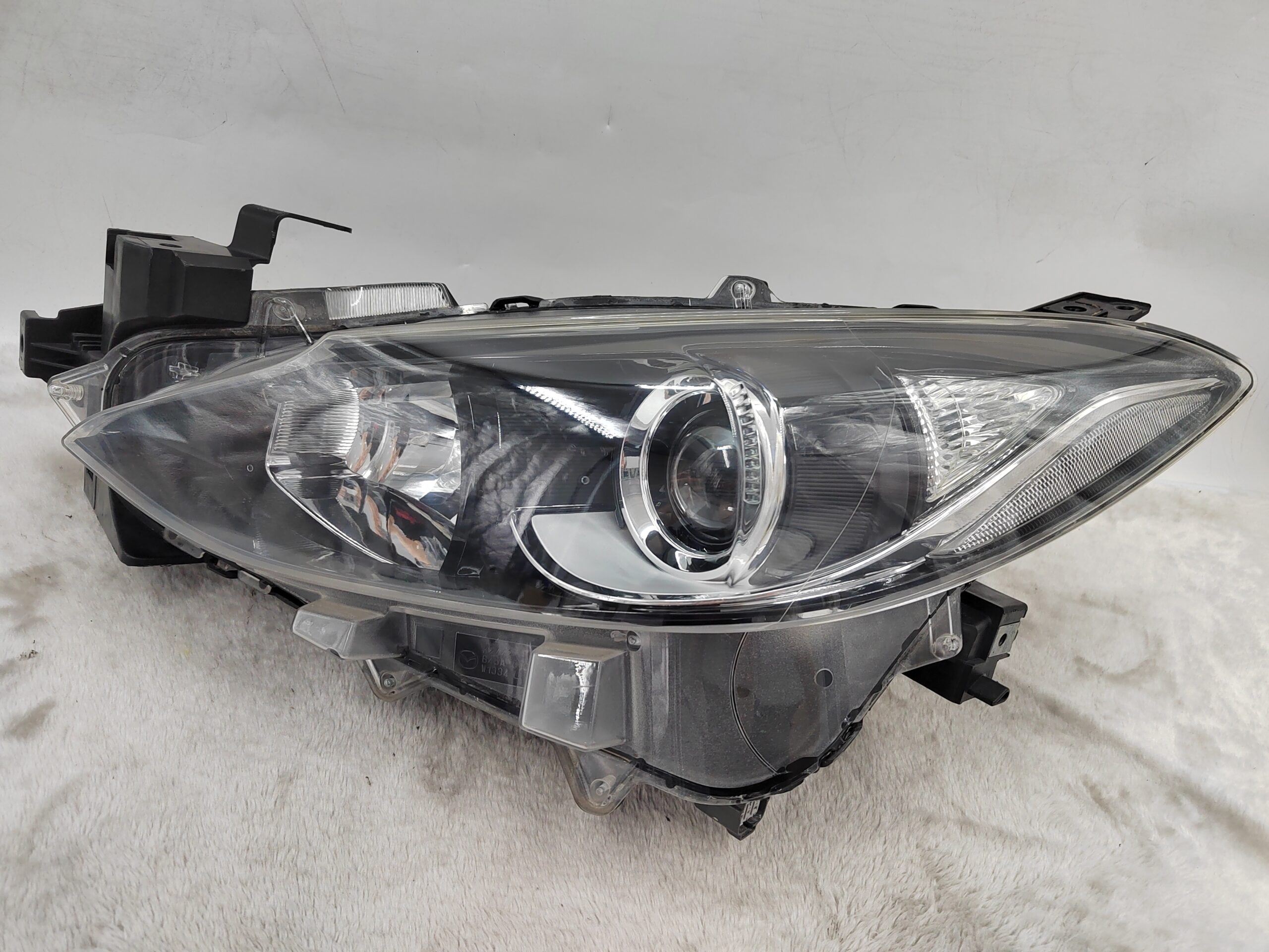 MAZDA 3 2014-2016 HALOGEN L.H.S HEADLIGHT ASSEMBLY