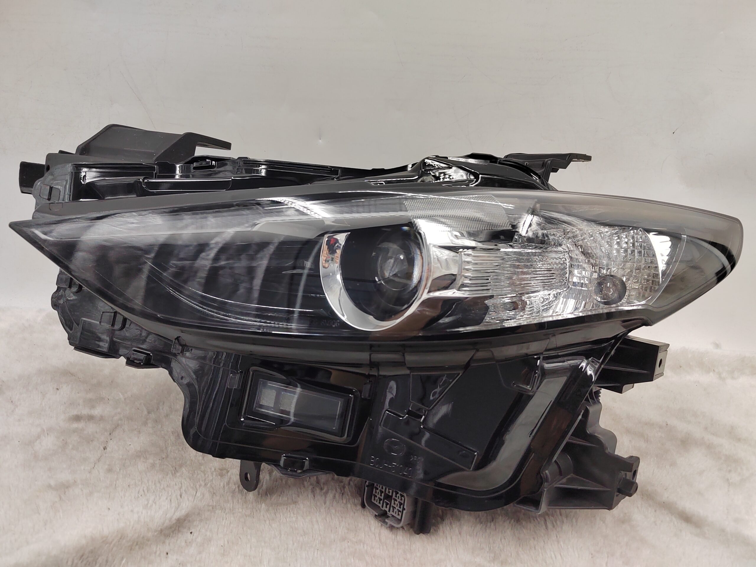 MAZDA 3 2019-2023 LED L.H.S HEADLIGHT ASSEMBLY