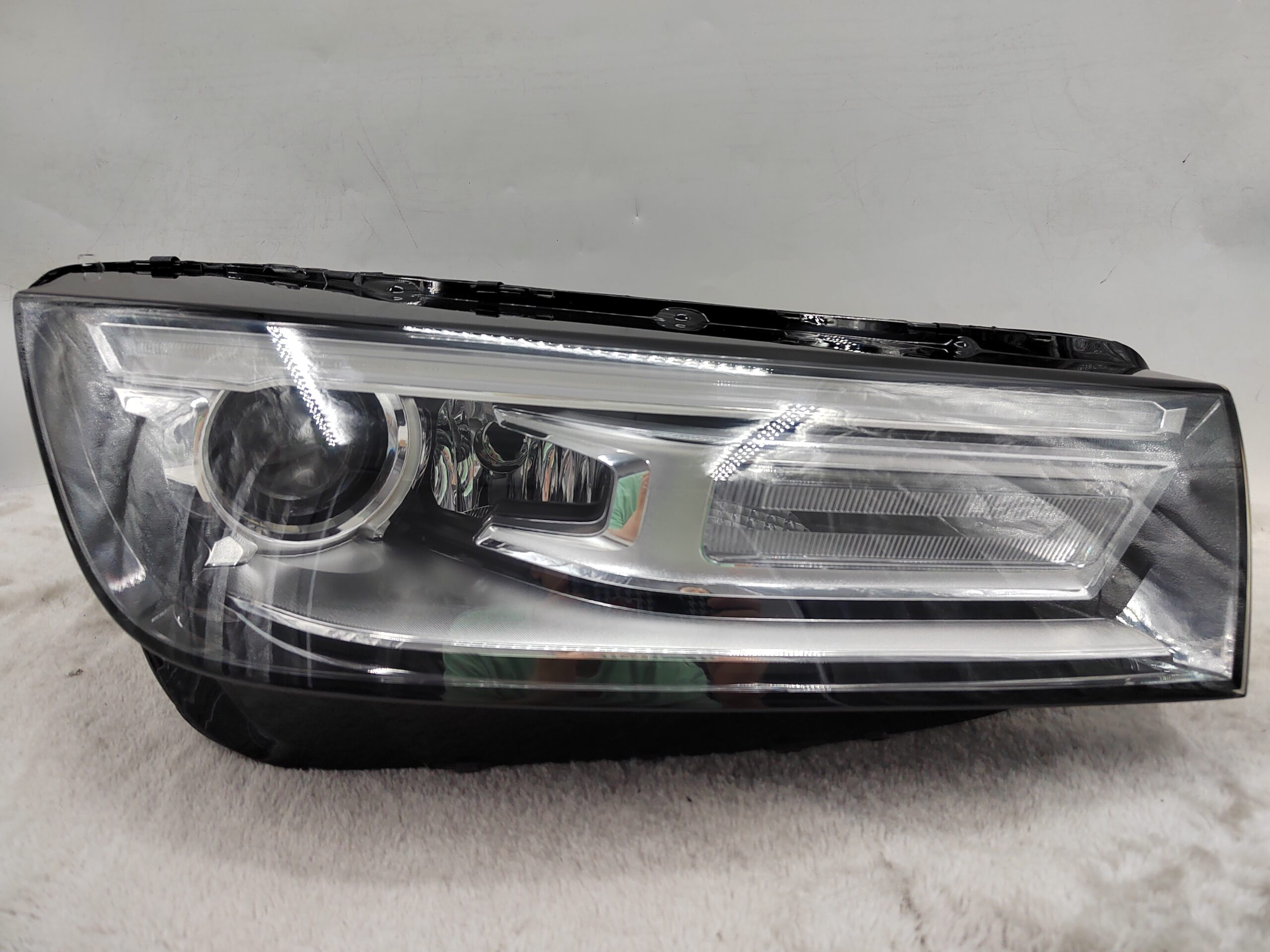 AUDI Q5 2017-2020 XENON R.H.S HEADLIGHT ASSEMBLY