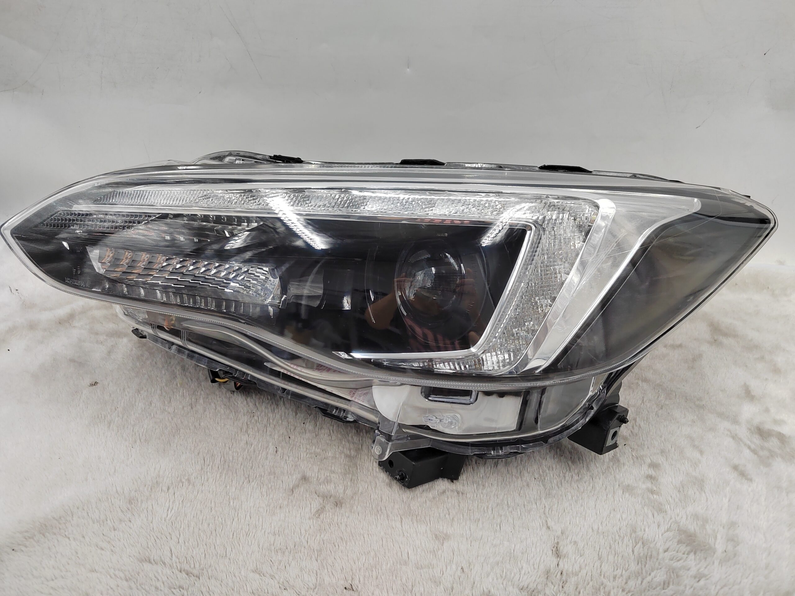 SUBARU IMPREZA 2017-2019 LED L.H.S HEADLIGHT ASSEMBLY