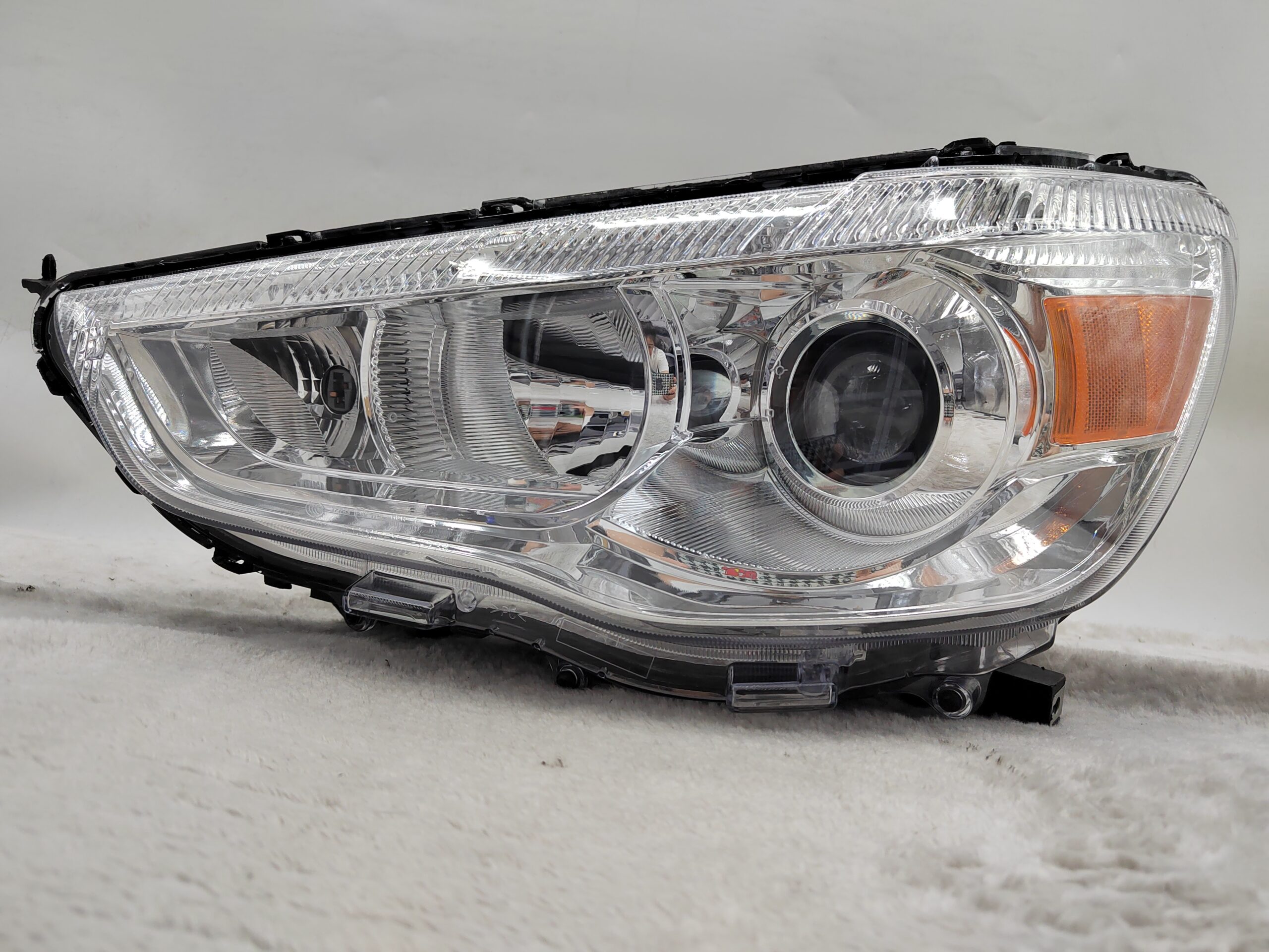 MITSUBISHI ASX 2010-2018 HALOGEN L.H.S HEADLIGHT ASSEMBLY