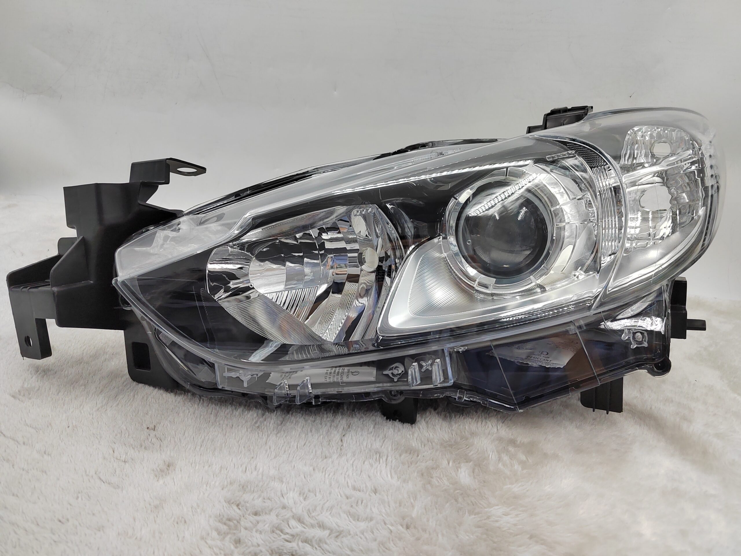 MAZDA 6 2013-2014 HALOGEN L.H.S HEADLIGHT ASSEMBLY