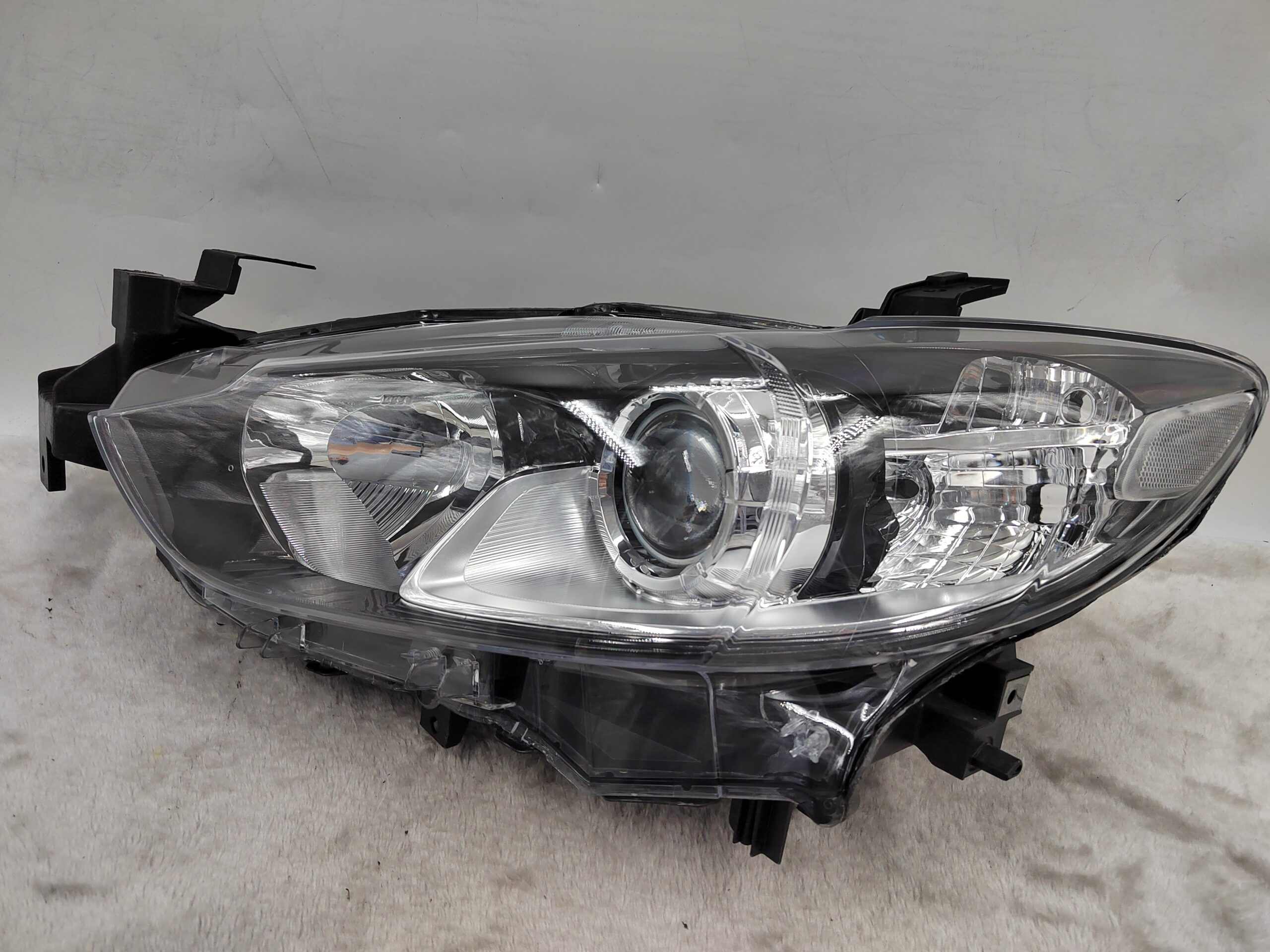 MAZDA 6 2013-2014 HALOGEN L.H.S HEADLIGHT ASSEMBLY