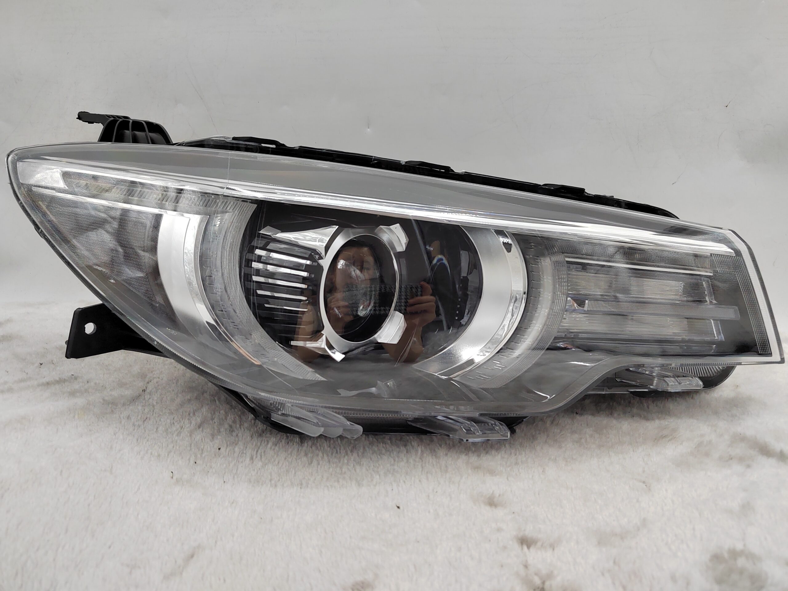 MG ZS 2016-2020 HALOGEN R.H.S HEADLIGHT ASSEMBLY