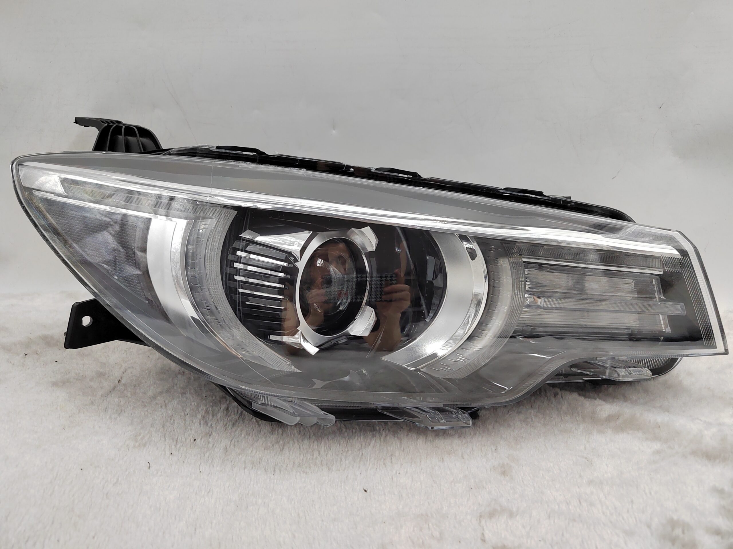 MG ZS 2016-2020 HALOGEN R.H.S HEADLIGHT ASSEMBLY