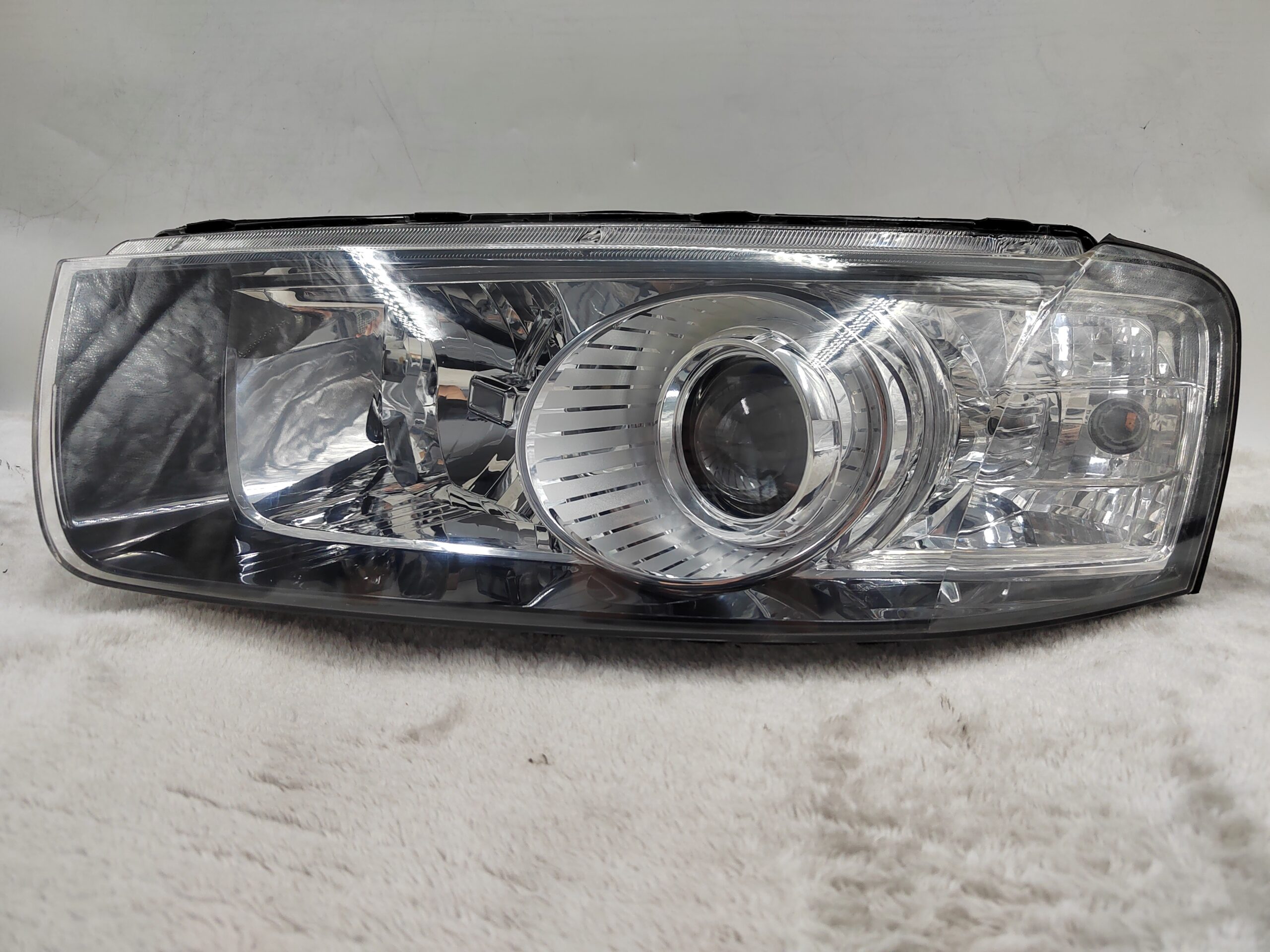 HOLDEN CAPTIVA 7 2011-2015 HALOGEN L.H.S HEADLIGHT ASSEMBLY