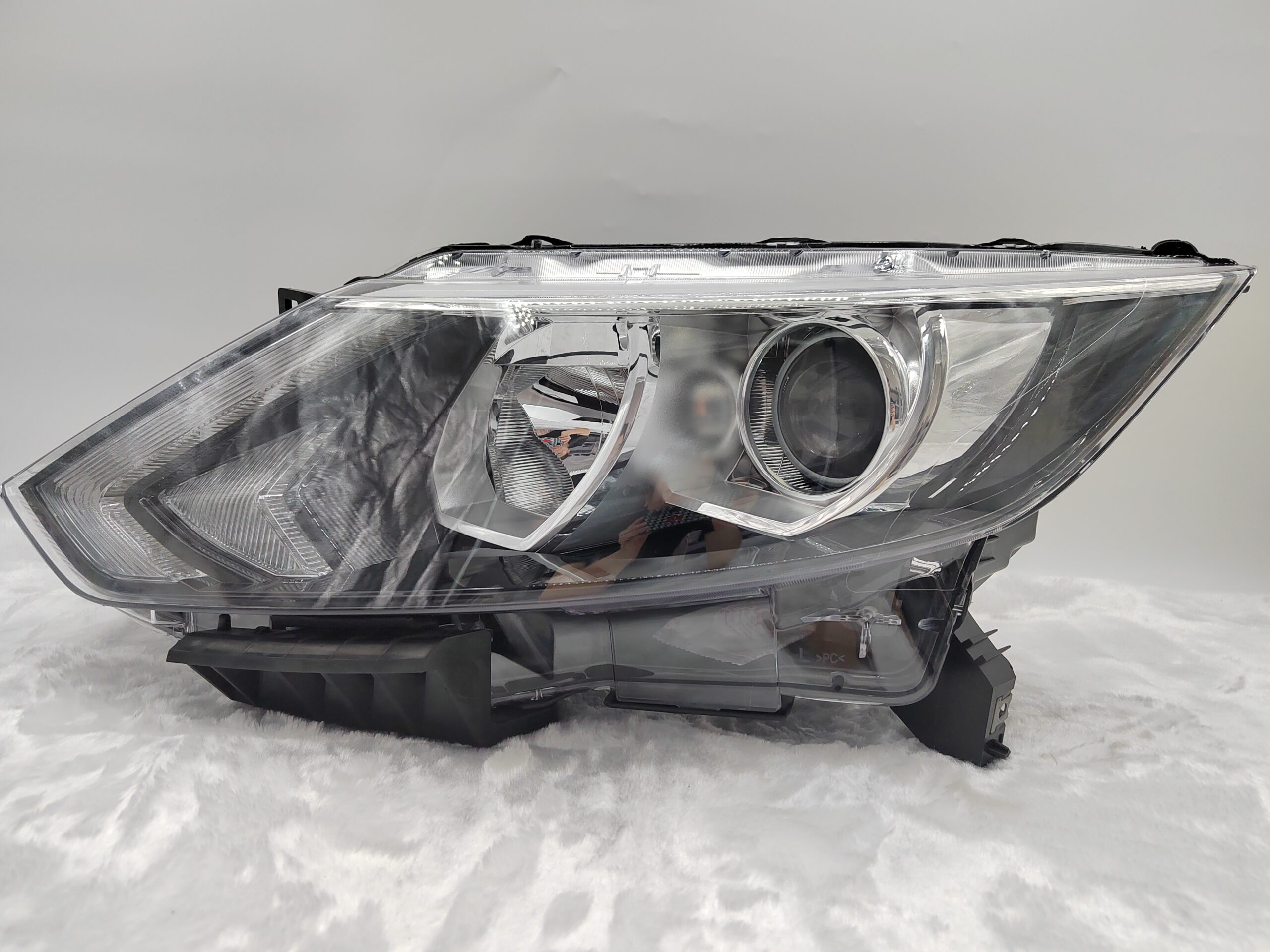 NISSAN QASHQAI J11 2014-2016 HALOGEN L.H.S HEADLIGHT ASSEMBLY