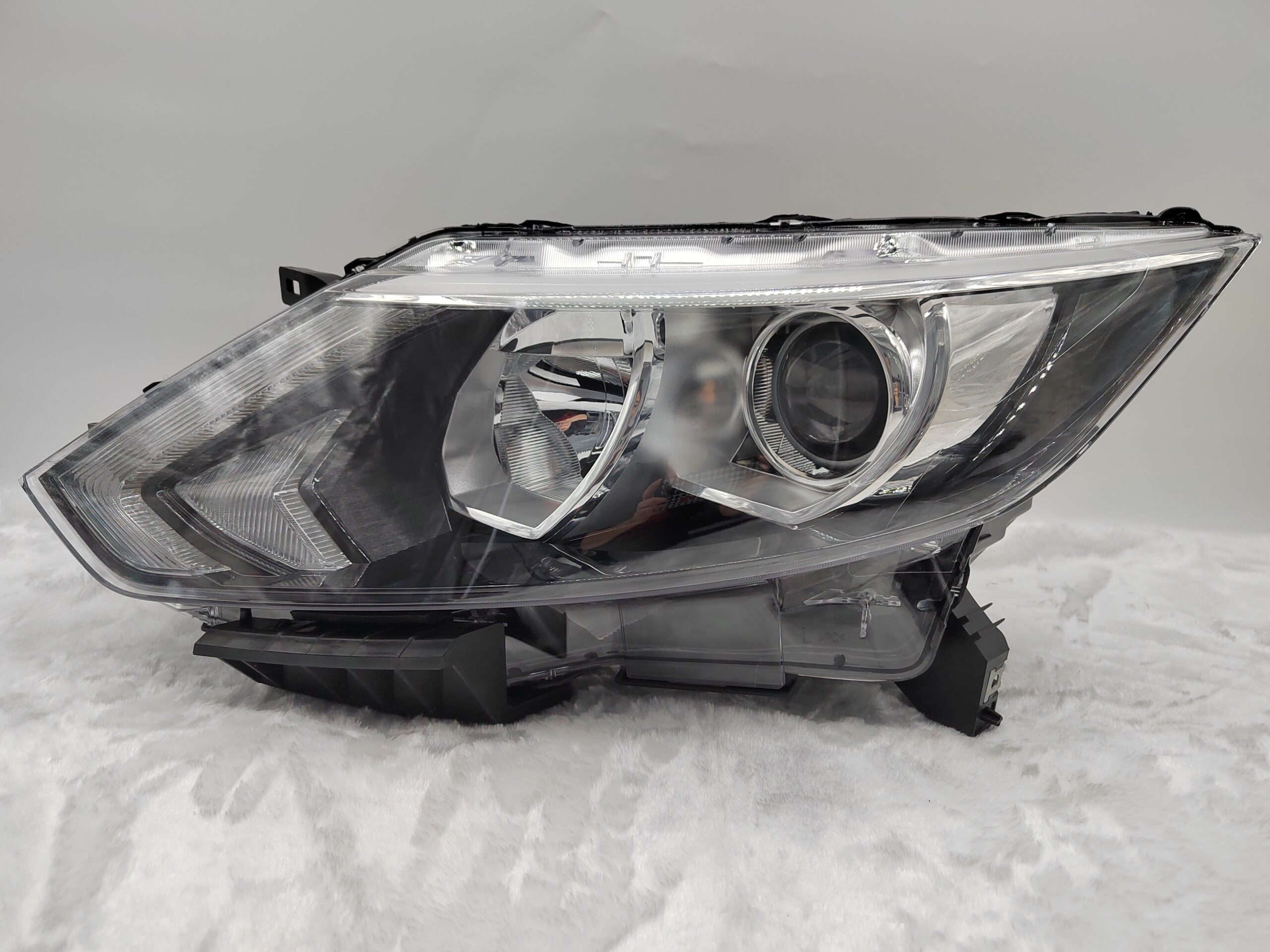 NISSAN QASHQAI J11 2014-2016 HALOGEN L.H.S HEADLIGHT ASSEMBLY