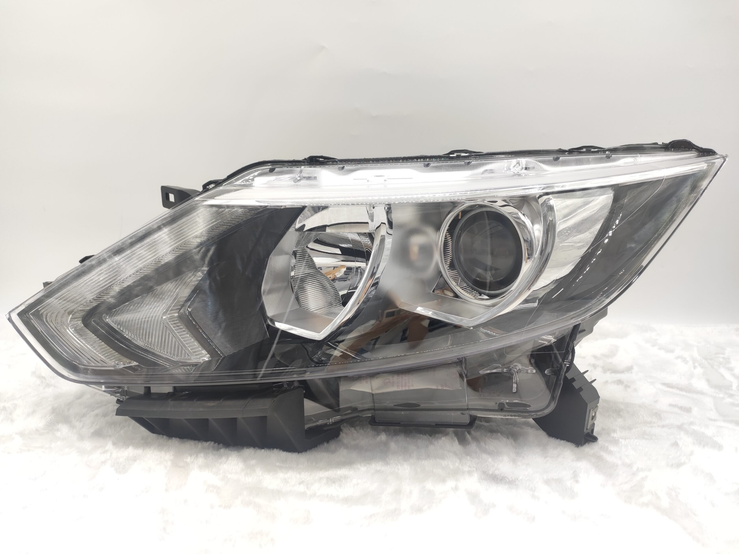 NISSAN QASHQAI J11 2014-2016 HALOGEN L.H.S HEADLIGHT ASSEMBLY