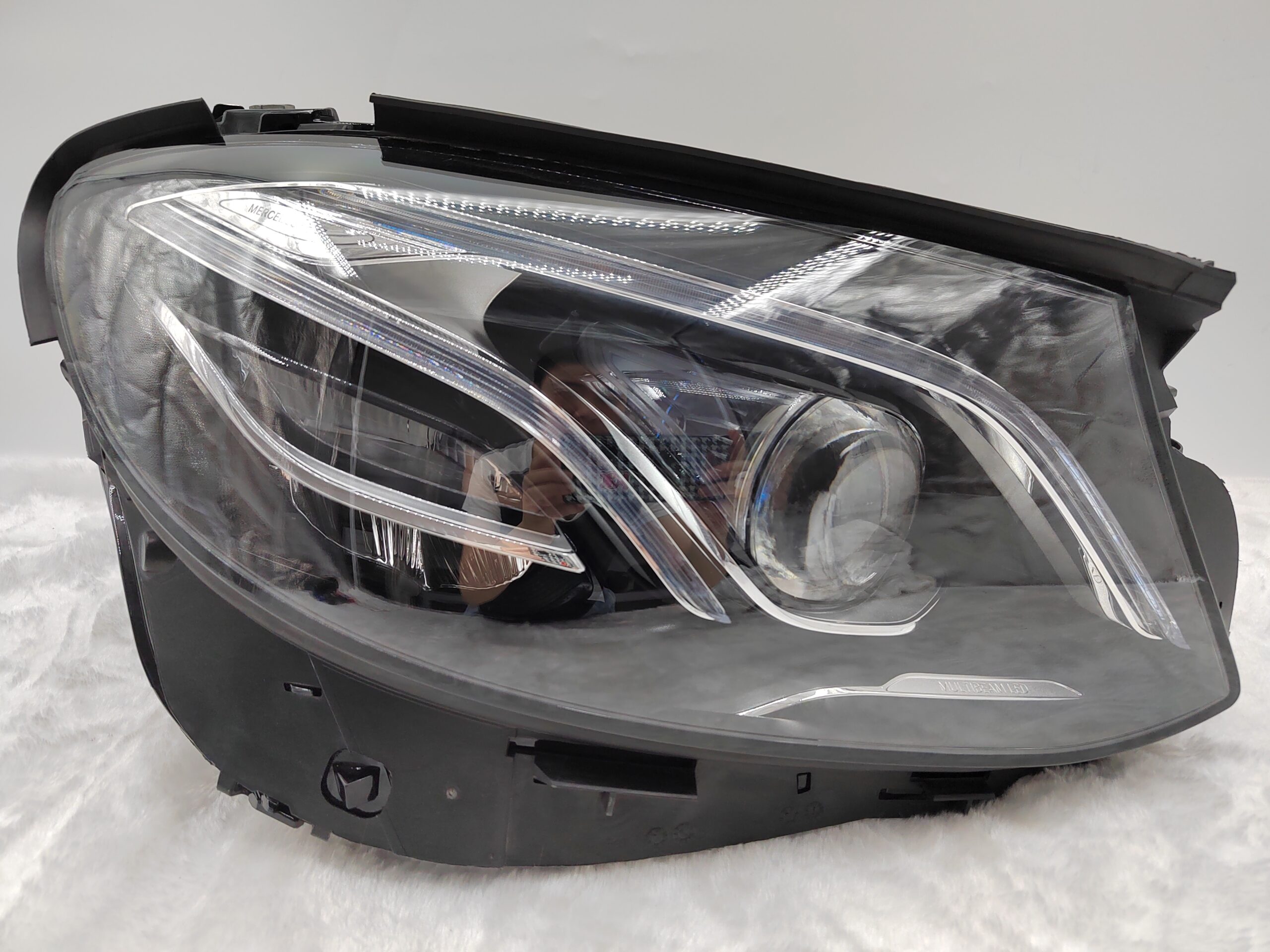 MERCEDES-BENZ E-CLASS E300 W213 2016-2019 LED R.H.S HEADLIGHT ASSEMBLY