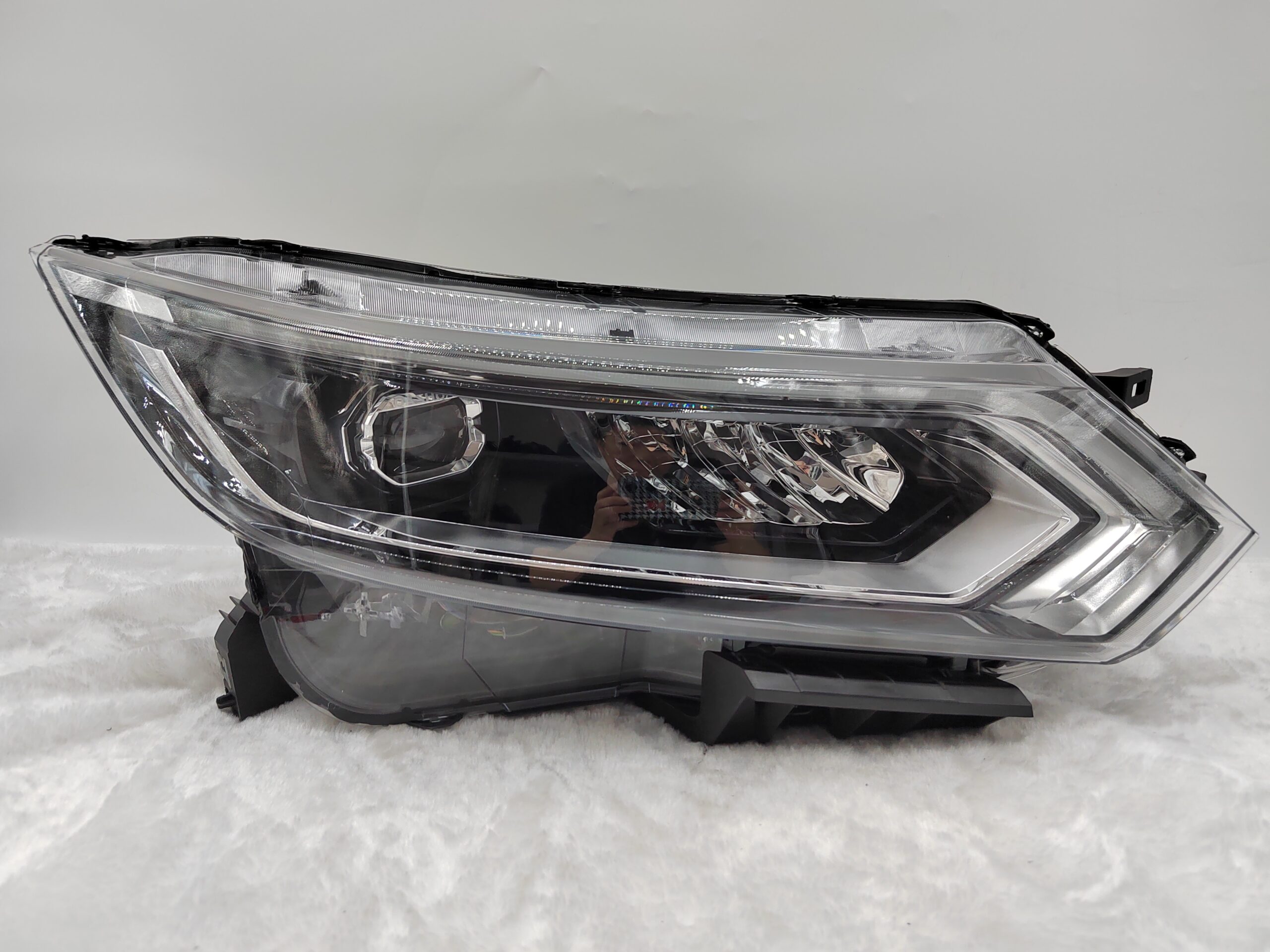 NISSAN QASHQAI J11 2017-2020 LED R.H.S HEADLIGHT ASSEMBLY