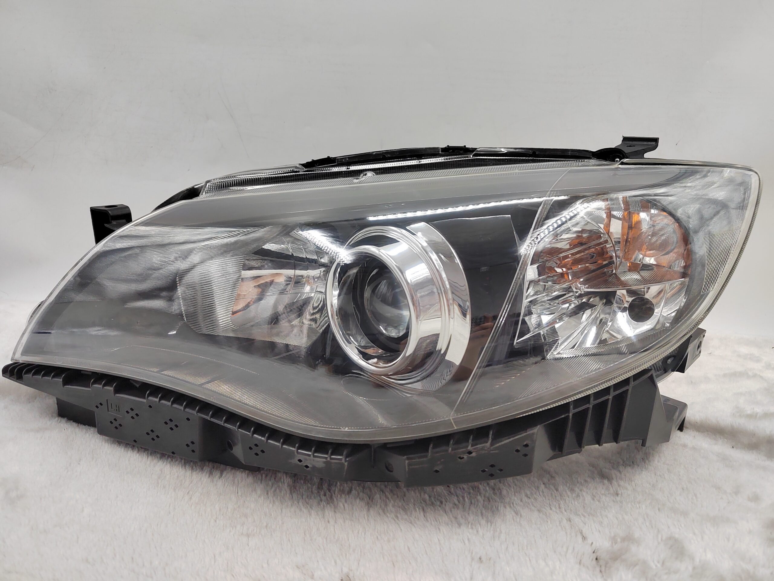 SUBARU IMPREZA 2008-2011 HALOGEN L.H.S HEADLIGHT ASSEMBLY