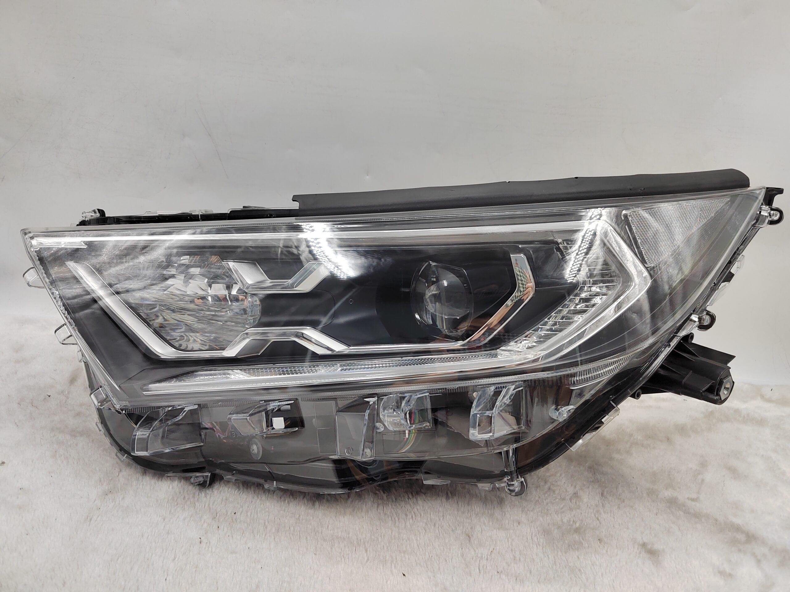 TOYOTA RAV4 V XA50 2019-2021 LED L.H.S HEADLIGHT ASSEMBLY