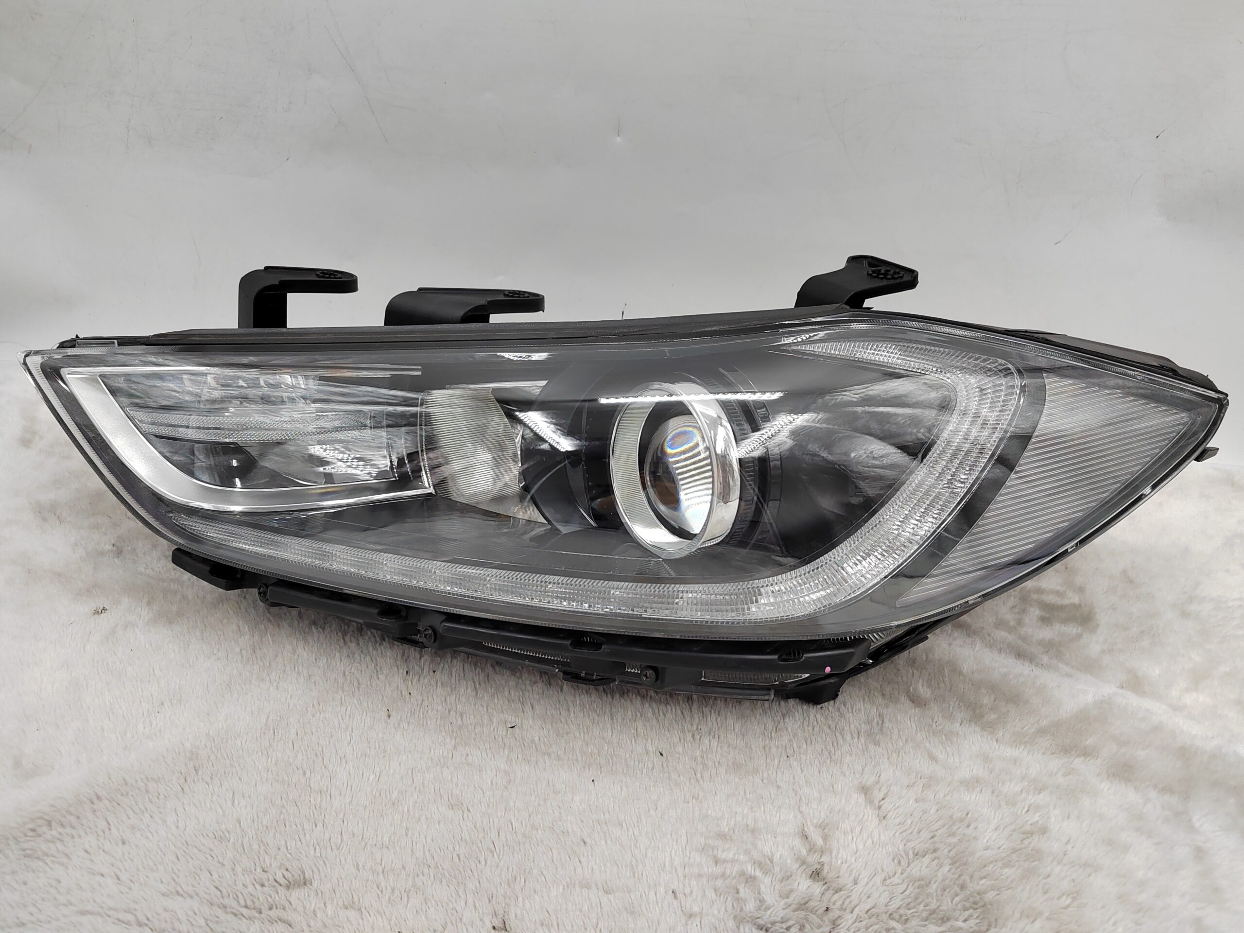 HYUNDAI ELANTRA AD 2017-2018 HALOGEN L.H.S HEADLIGHT ASSEMBLY