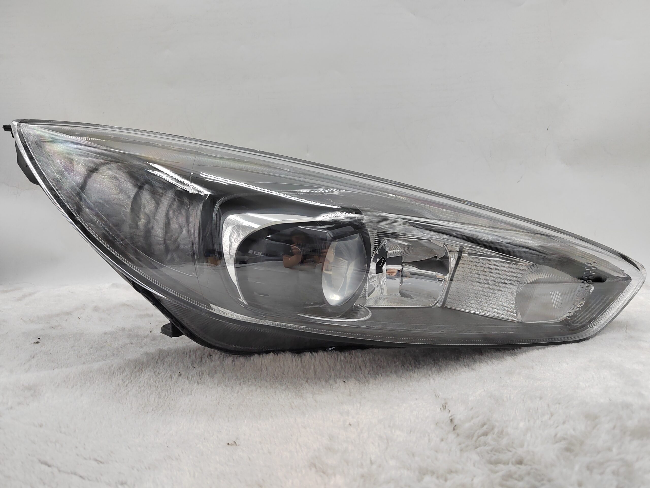 FORD FOCUS MK3 2015-2018 XENON R.H.S HEADLIGHT ASSEMBLY