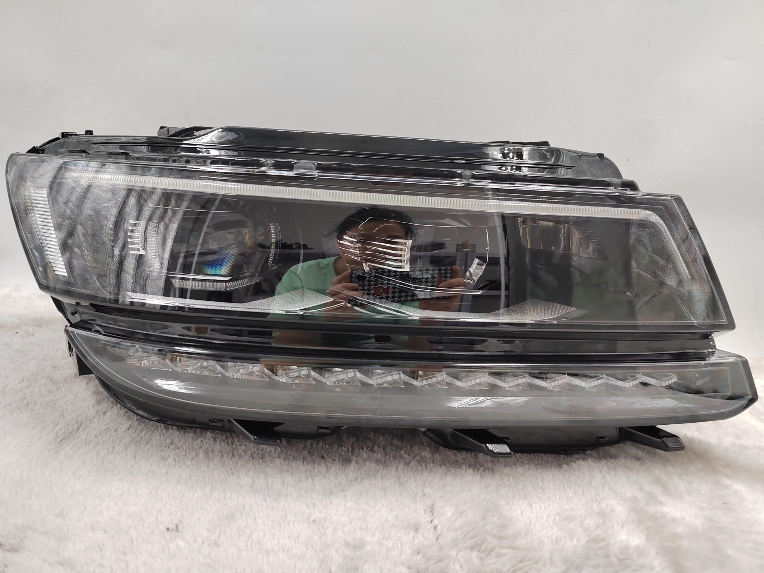 VOLKSWAGEN TIGUAN 2017-2020 LED R.H.S HEADLIGHT ASSEMBLY