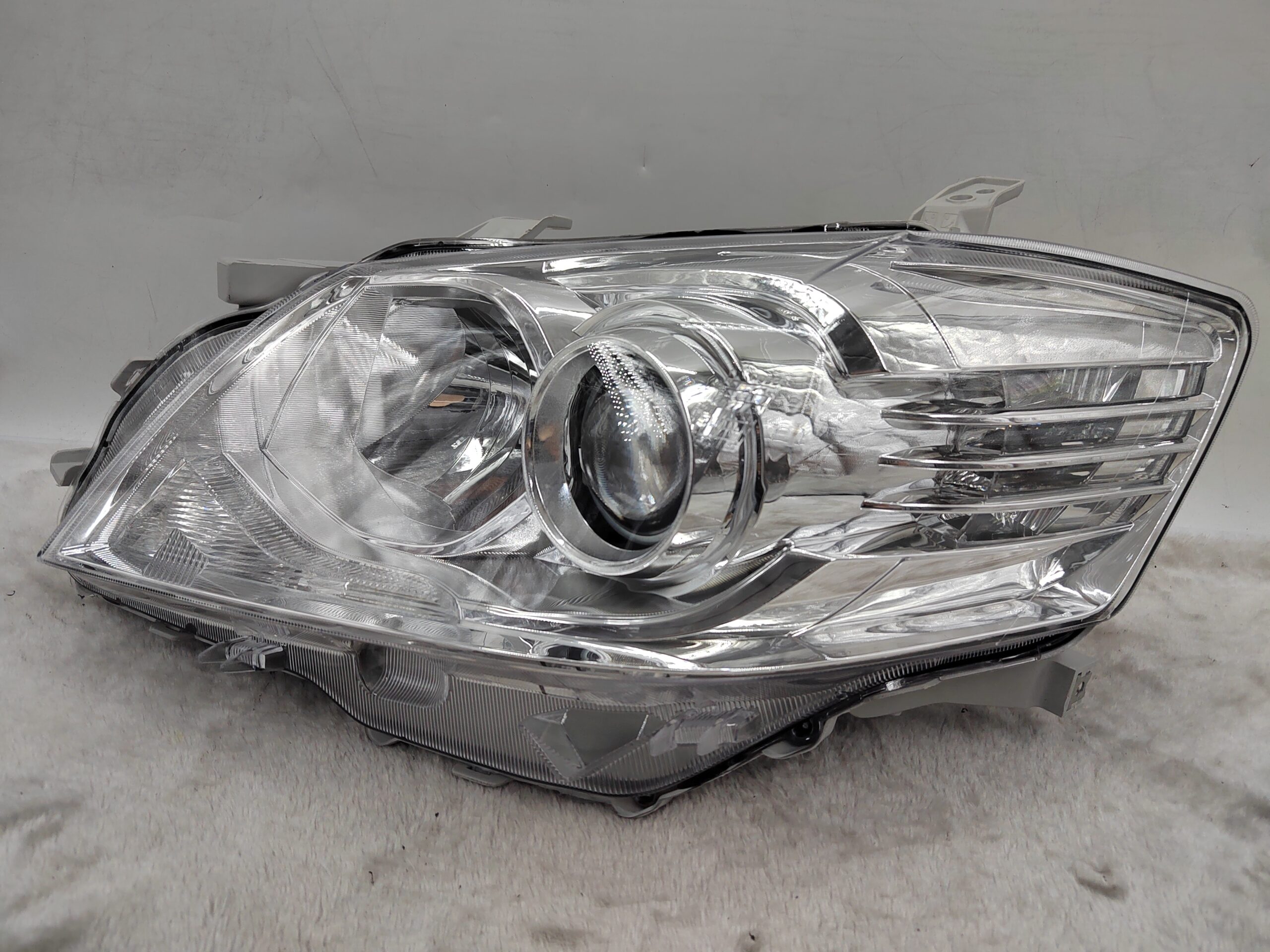 TOYOTA AURION CAMRY ACV40 2009-2012 HALOGEN L.H.S HEADLIGHT ASSEMBLY