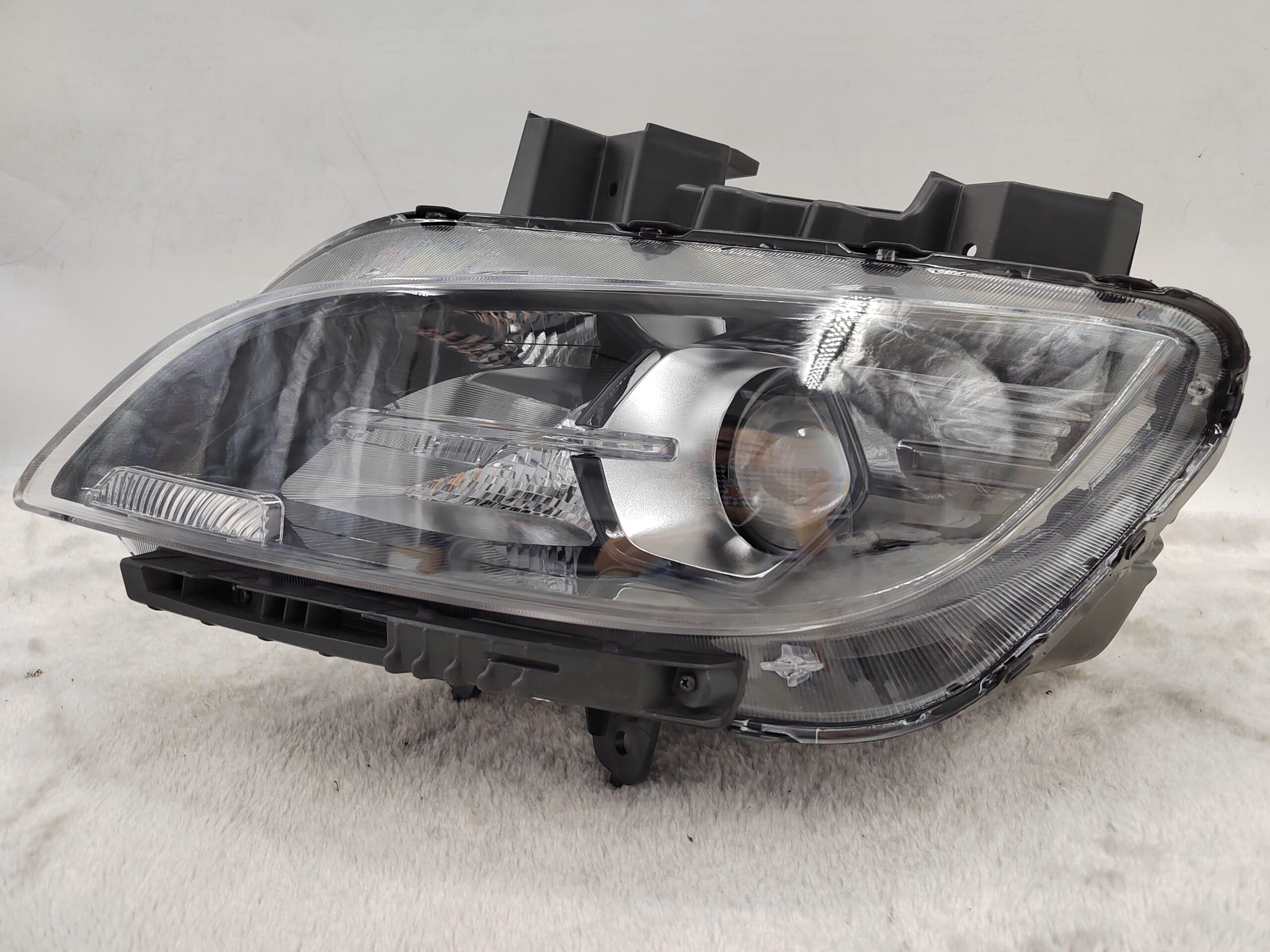 HYUNDAI KONA 2021-2023 HALOGEN L.H.S HEADLIGHT ASSEMBLY