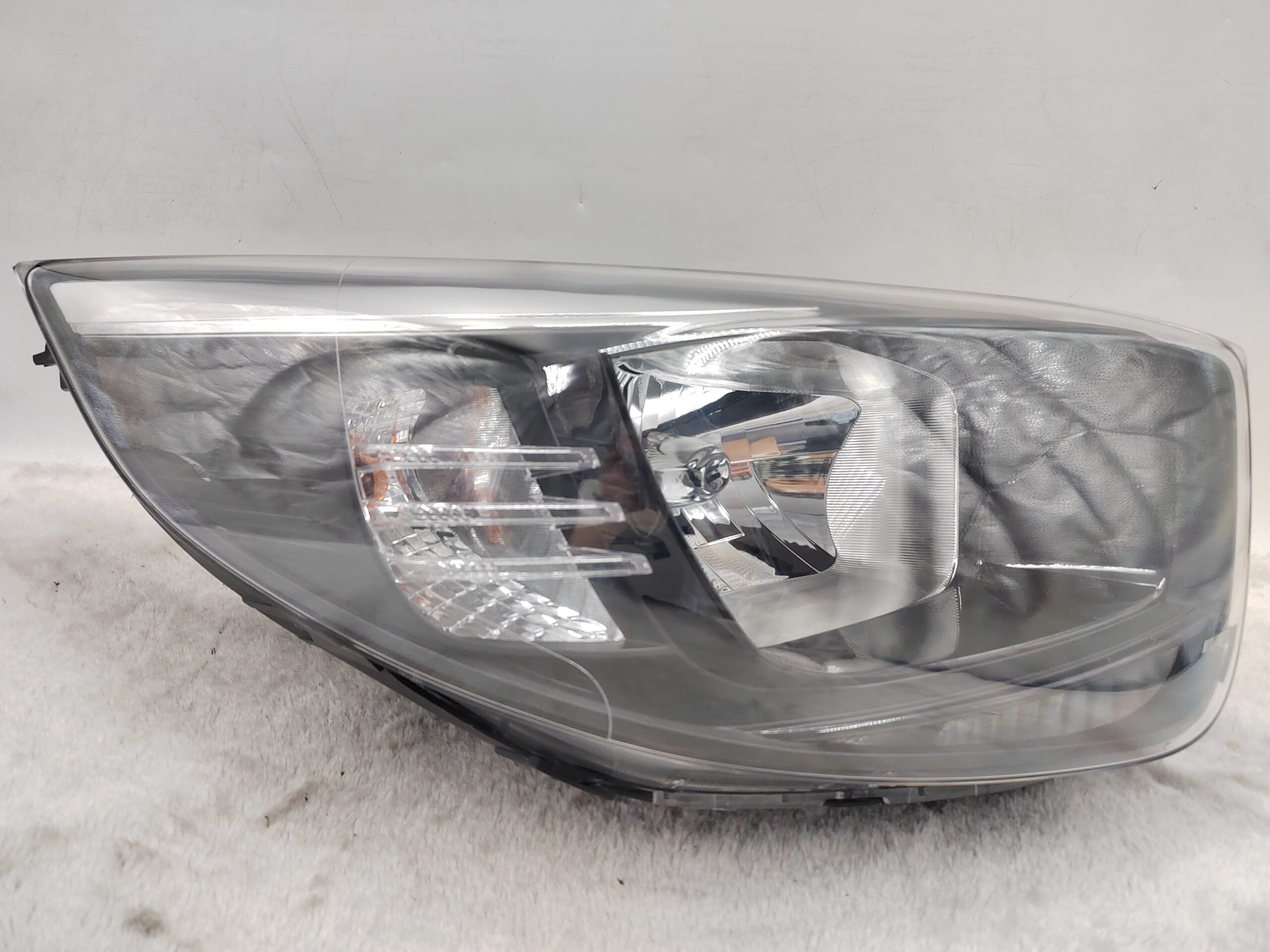 KIA PICANTO 2017-2019 HALOGEN R.H.S HEADLIGHT ASSEMBLY