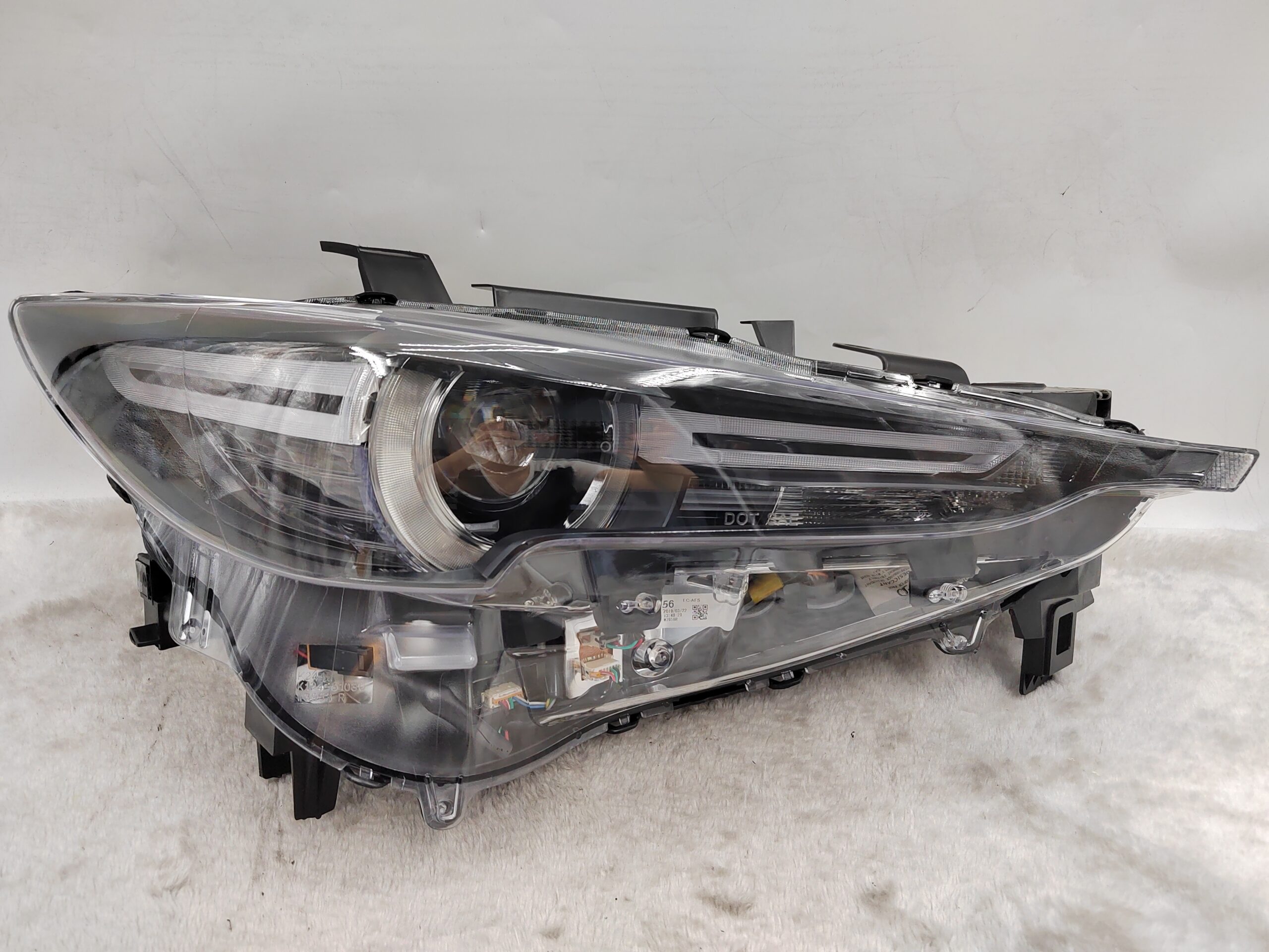 MAZDA CX-5 2017-2021 LED R.H.S HEADLIGHT ASSEMBLY