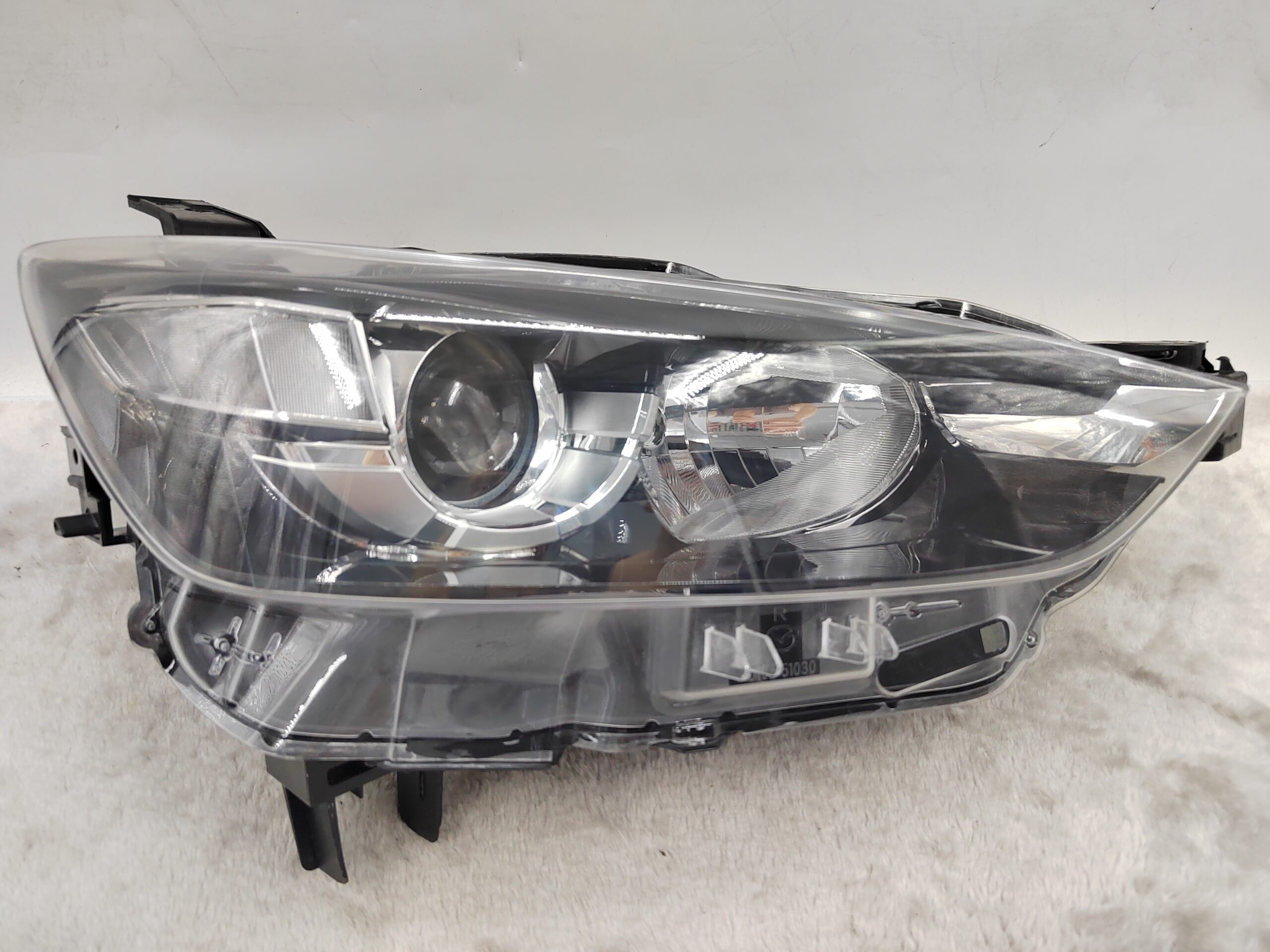 MAZDA CX-3 2016-2018 HALOGEN R.H.S HEADLIGHT ASSEMBLY