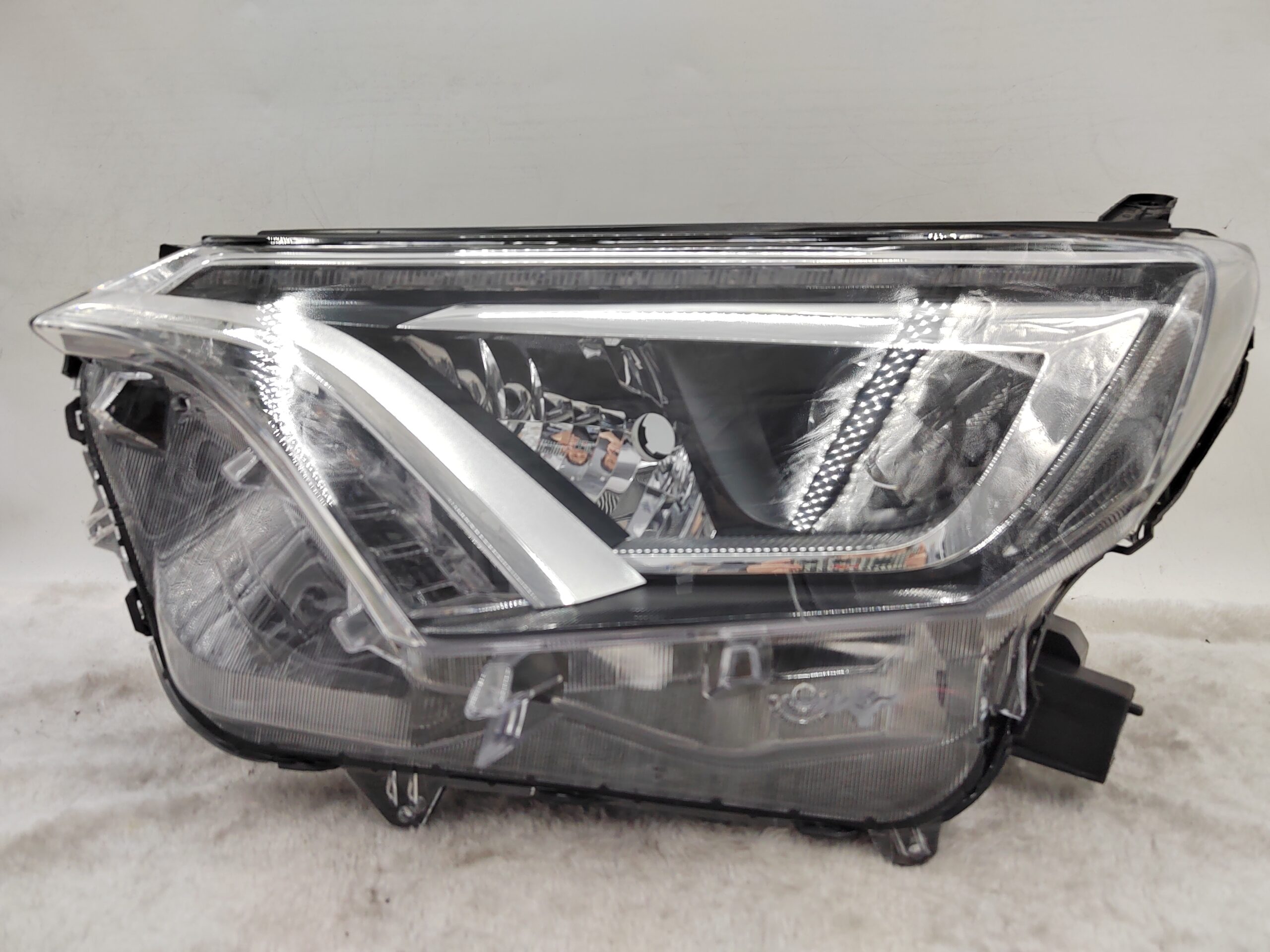 TOYOTA RAV4 4.5 XA40 2016-2018 LED L.H.S HEADLIGHT ASSEMBLY