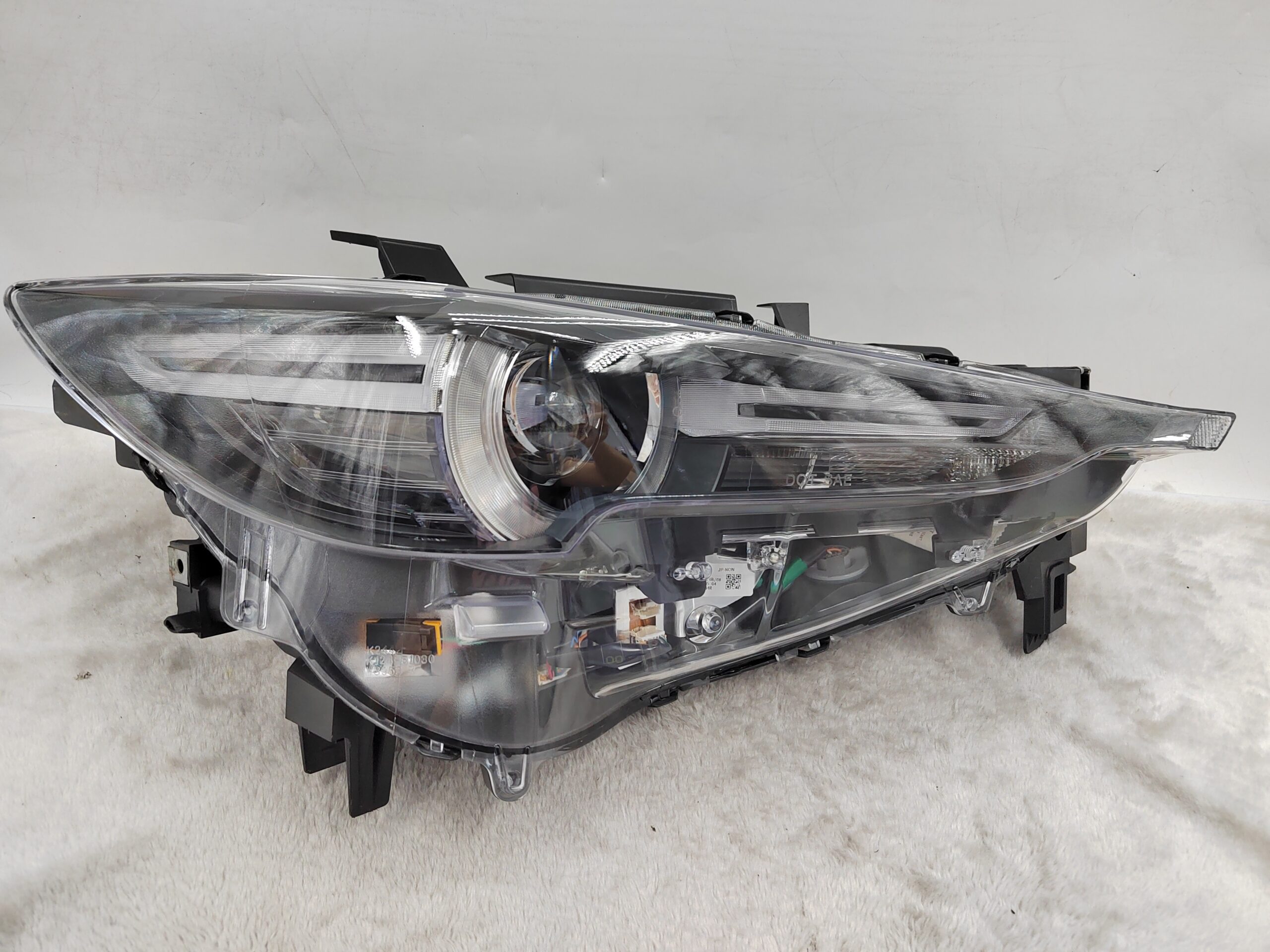 MAZDA CX-5 2017-2021 LED R.H.S HEADLIGHT ASSEMBLY