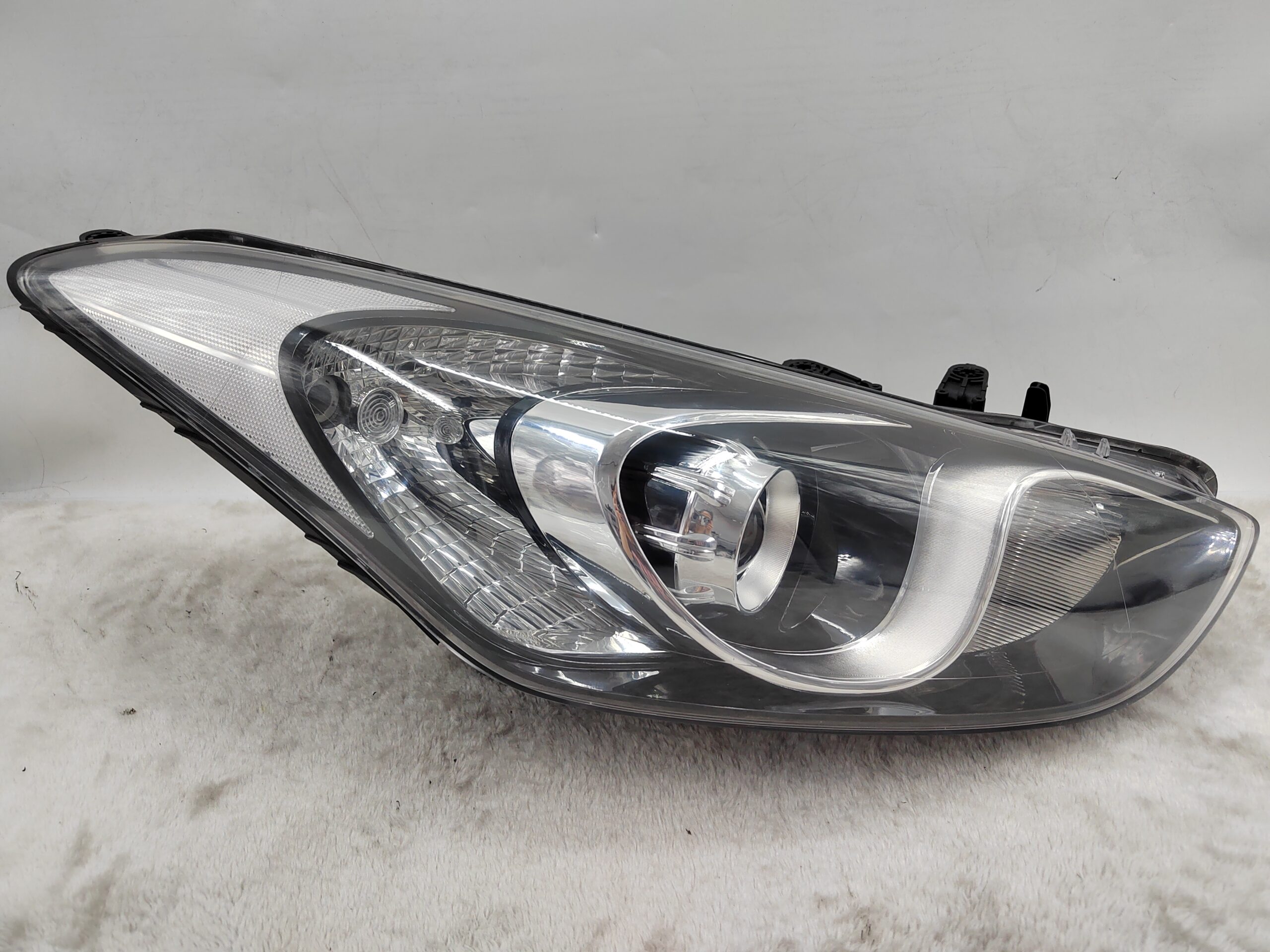 HYUNDAI I30 GD 2012-2016 HALOGEN R.H.S HEADLIGHT ASSEMBLY