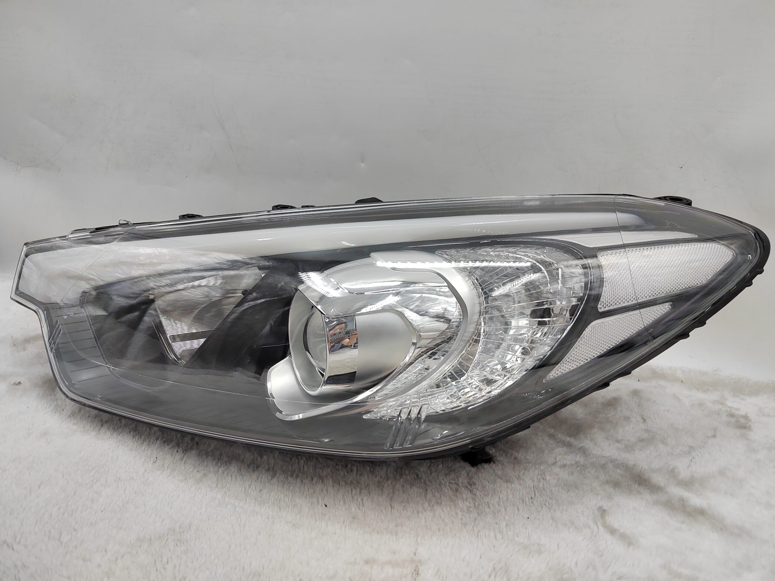 KIA CERATO 2013-2015 HALOGEN L.H.S HEADLIGHT ASSEMBLY