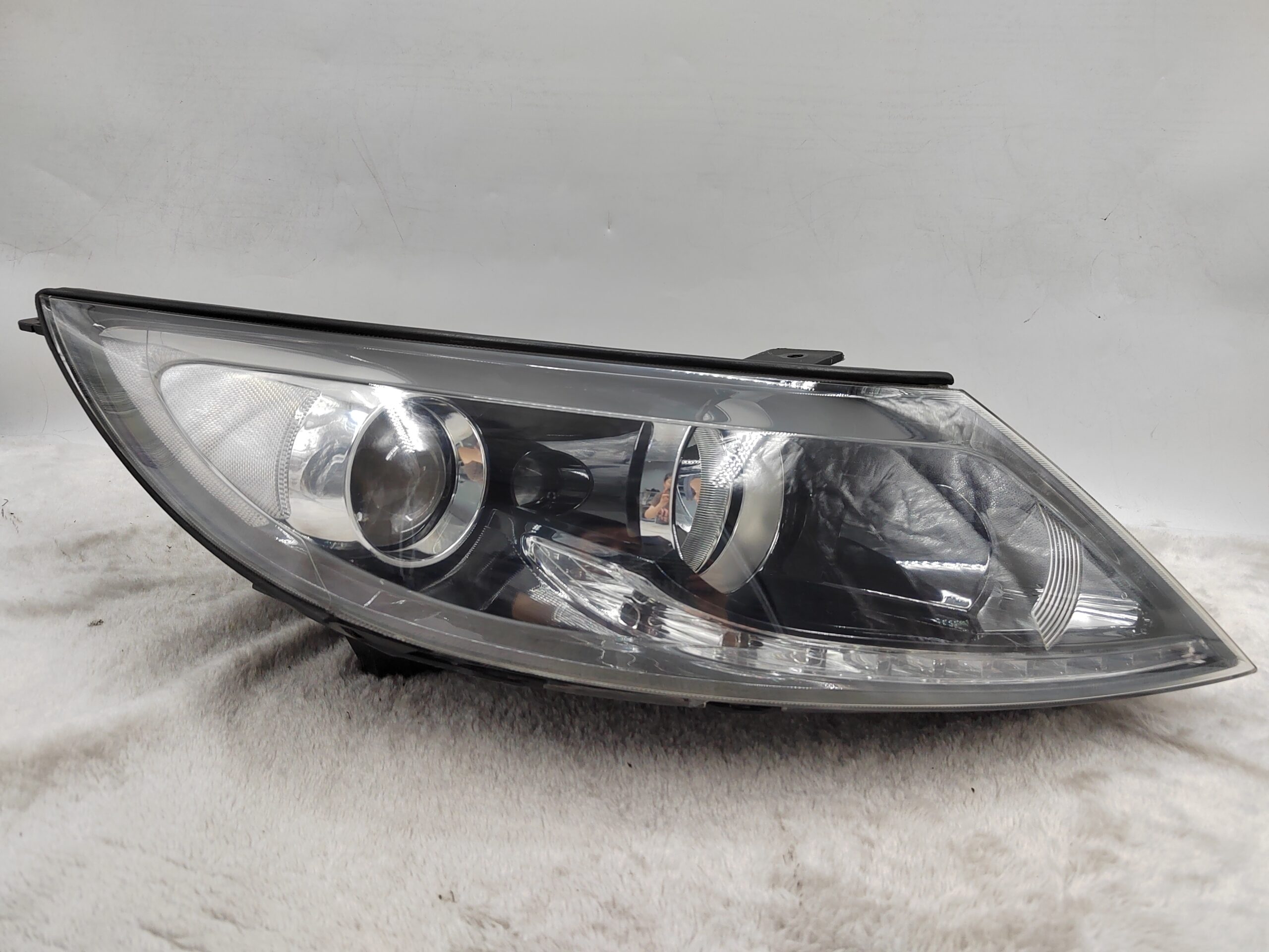 KIA SPORTAGE 2010-2015 HALOGEN R.H.S HEADLIGHT ASSEMBLY