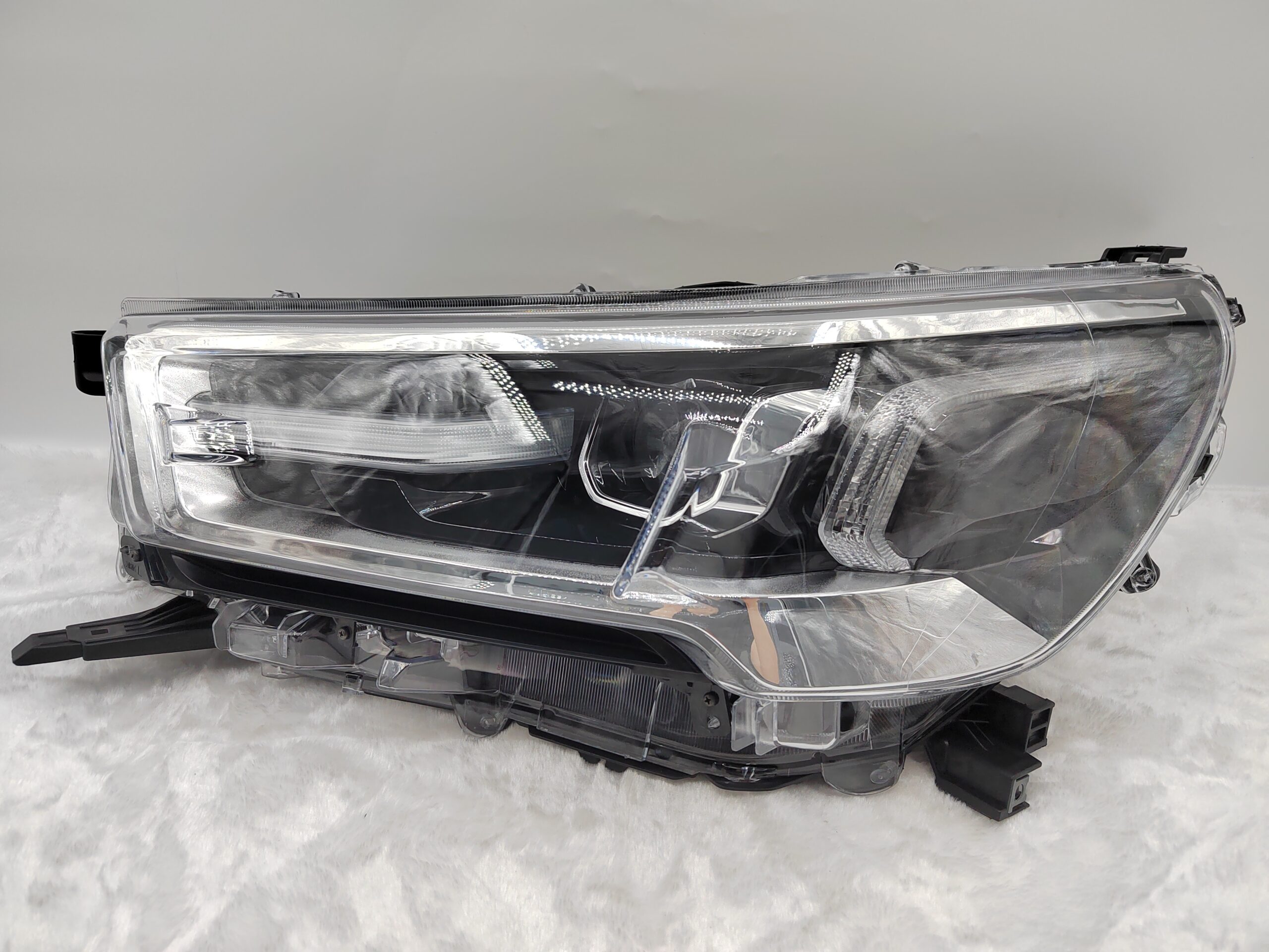 TOYOTA HILUX REVO 2020-2023 LED L.H.S HEADLIGHT ASSEMBLY