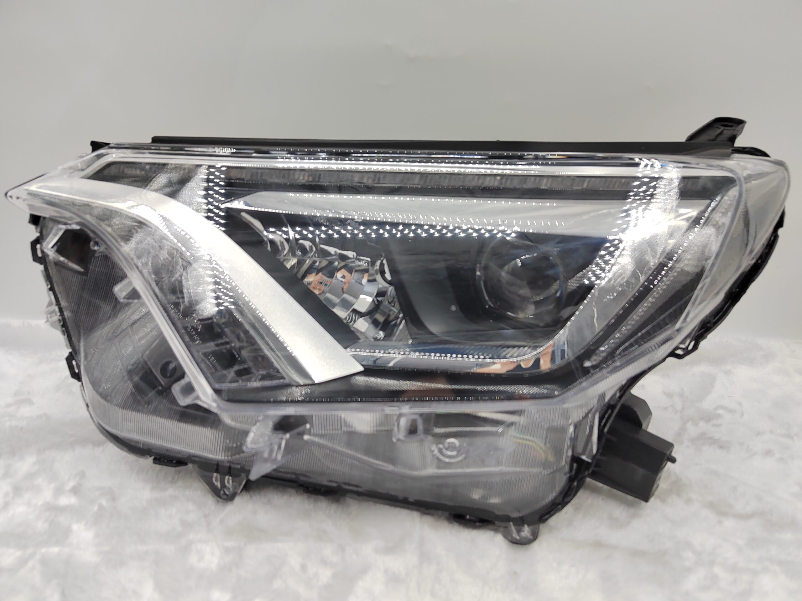 TOYOTA RAV4 4.5 XA40 2016-2018 LED L.H.S HEADLIGHT ASSEMBLY