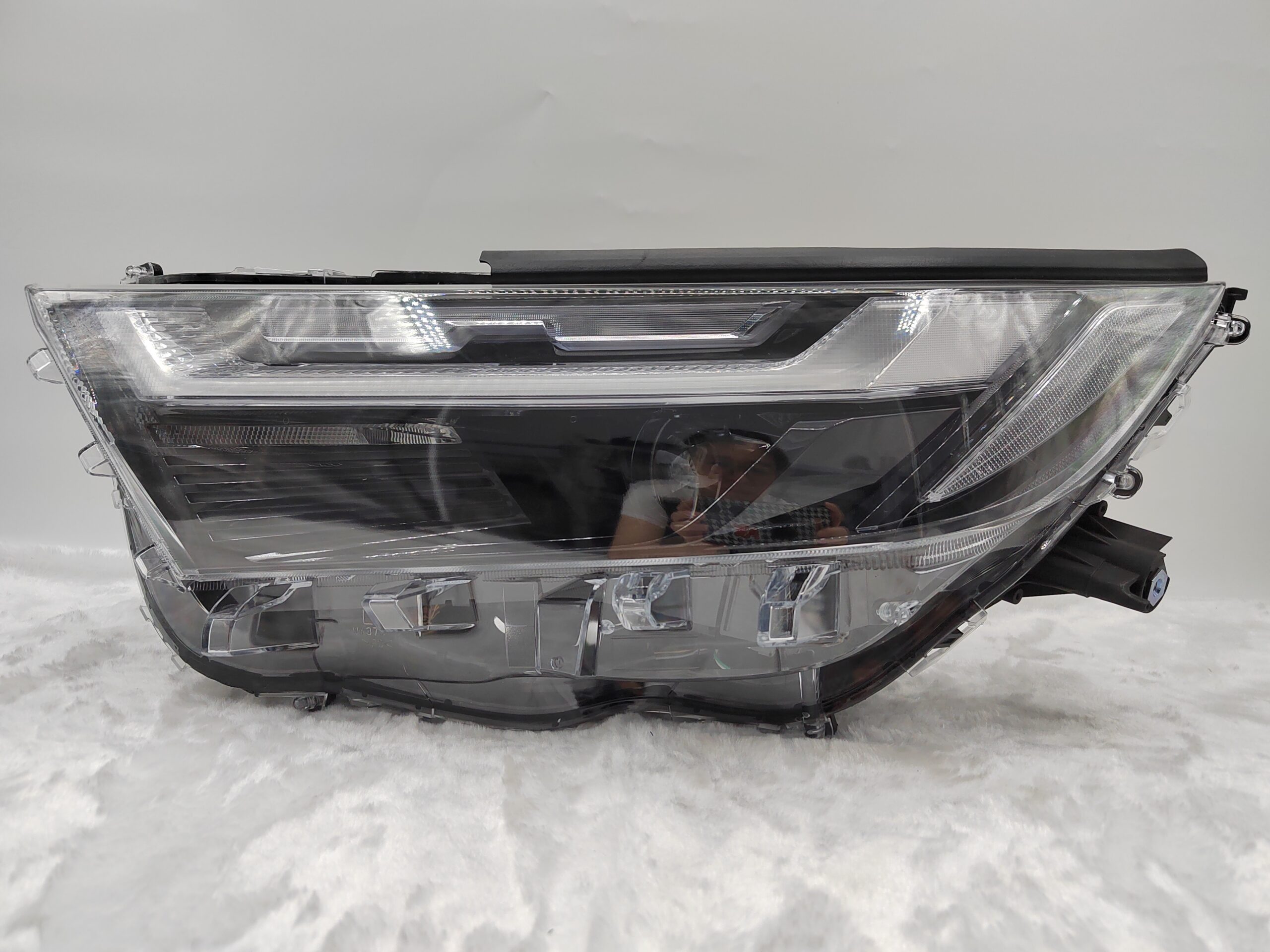 TOYOTA RAV4 2022-2023 LED L.H.S HEADLIGHT ASSEMBLY