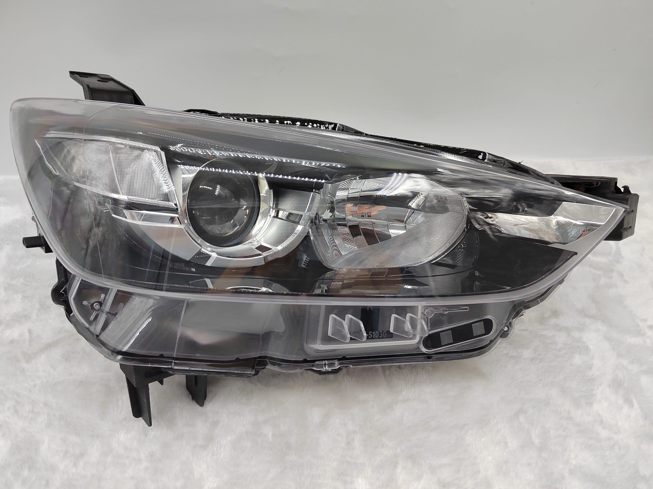 MAZDA CX-3 2016-2018 HALOGEN R.H.S HEADLIGHT ASSEMBLY